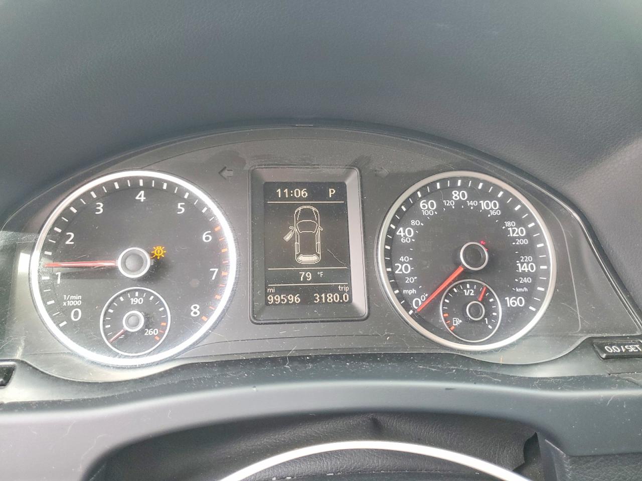 2015 Volkswagen Tiguan S Silver vin: WVGAV7AX3FW601978