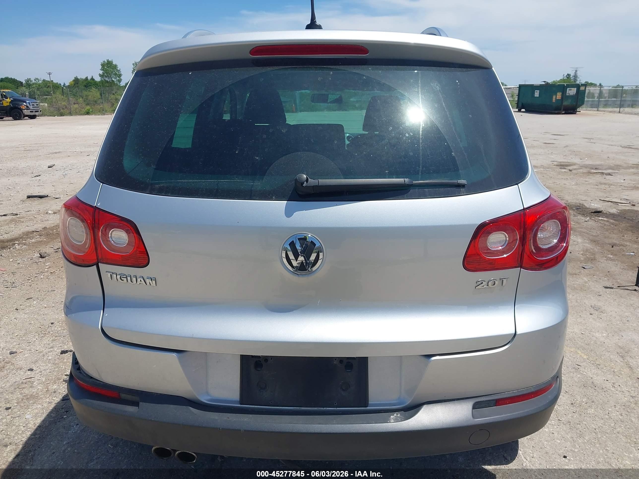 2010 Volkswagen Tiguan Se Gray vin: WVGAV7AX4AW509089