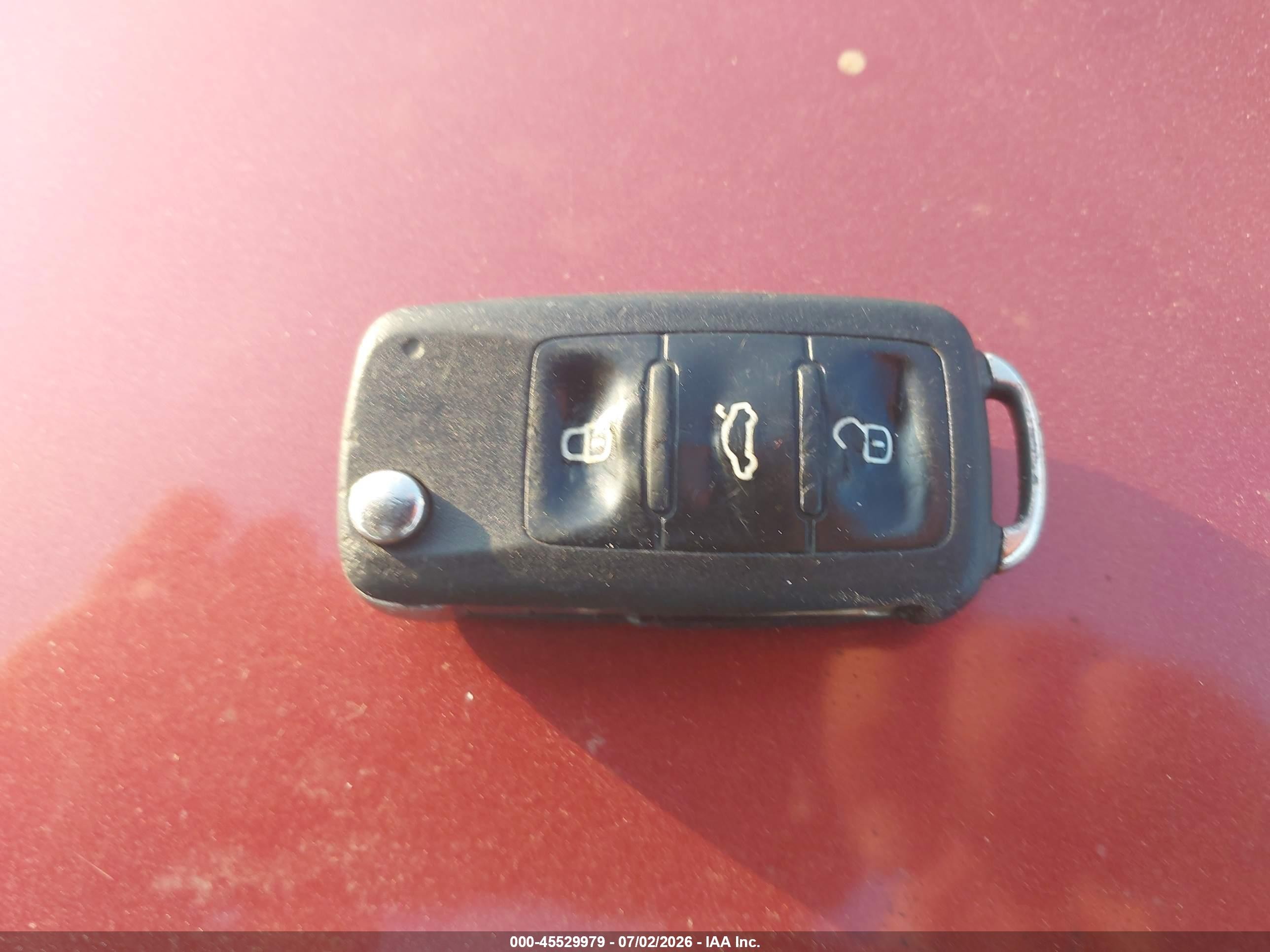 2011 Volkswagen Tiguan S Red vin: WVGAV7AX4BW001531