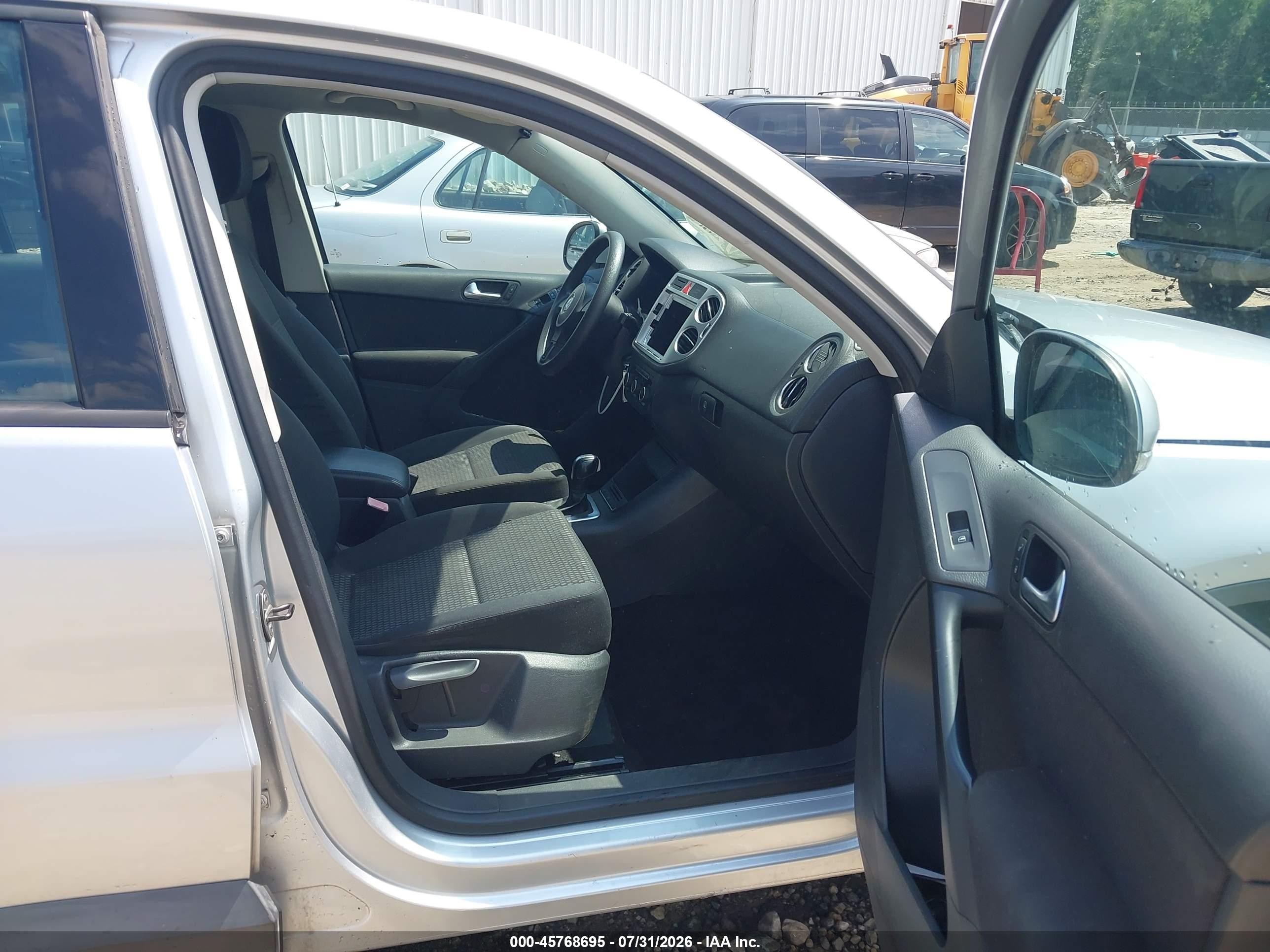 2011 Volkswagen Tiguan S Gray vin: WVGAV7AX4BW525732