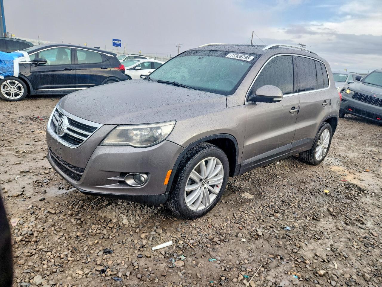 2011 Volkswagen Tiguan S Gray vin: WVGAV7AX4BW544071