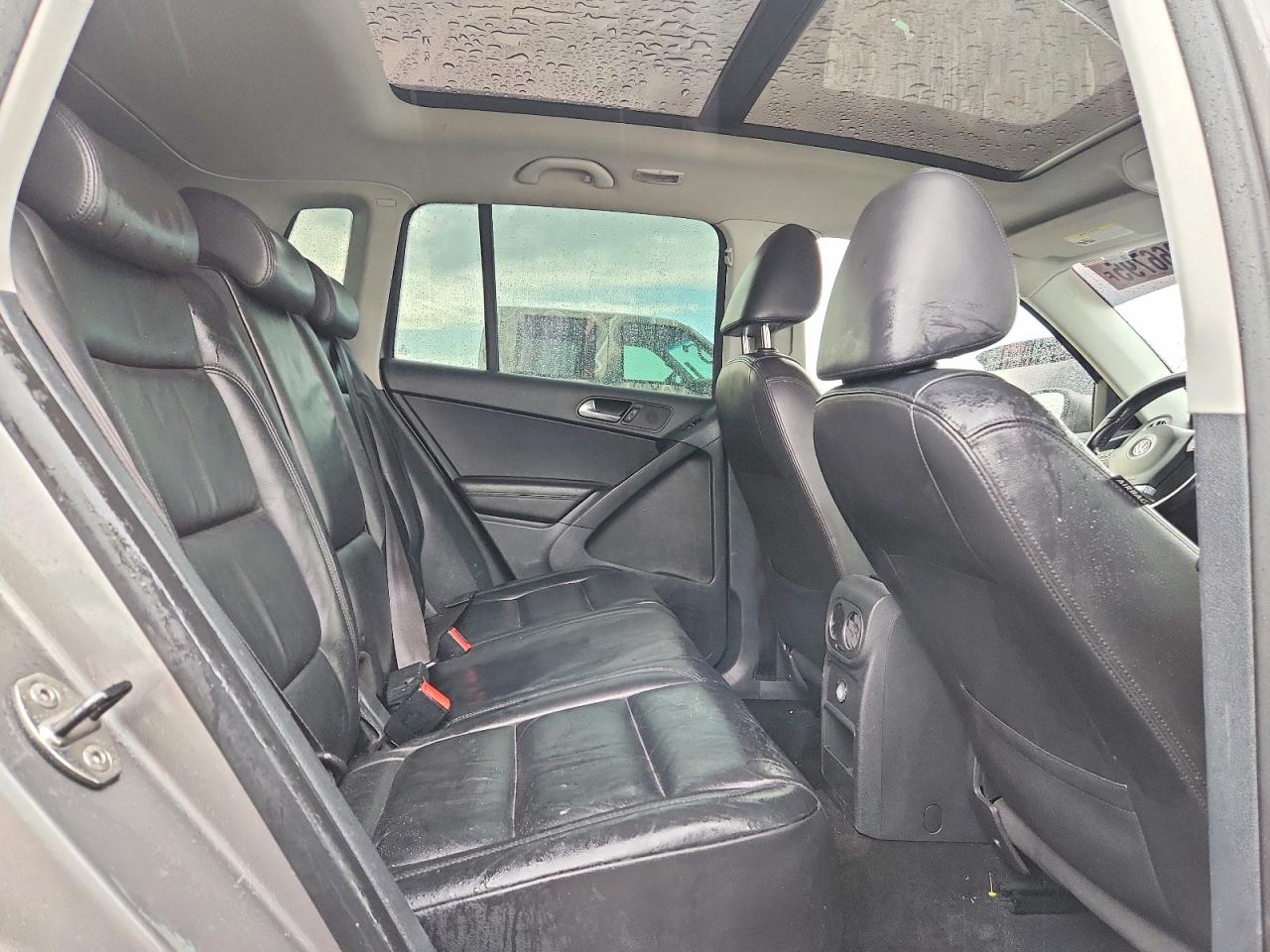 2011 Volkswagen Tiguan S Gray vin: WVGAV7AX4BW544071