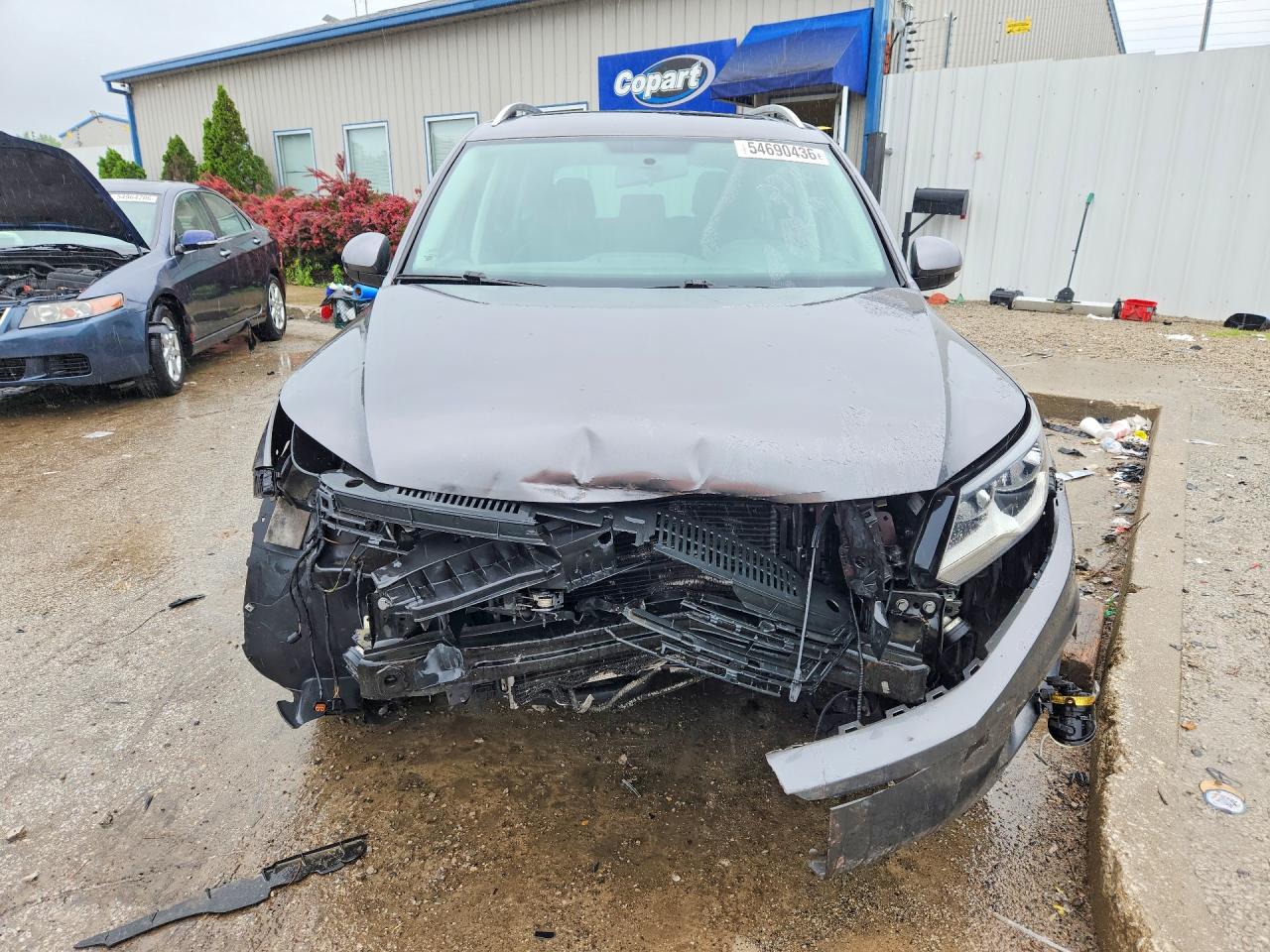 2012 Volkswagen Tiguan S Серый vin: WVGAV7AX4CW002776