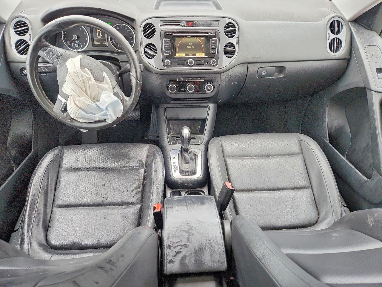 2012 Volkswagen Tiguan S Серый vin: WVGAV7AX4CW002776