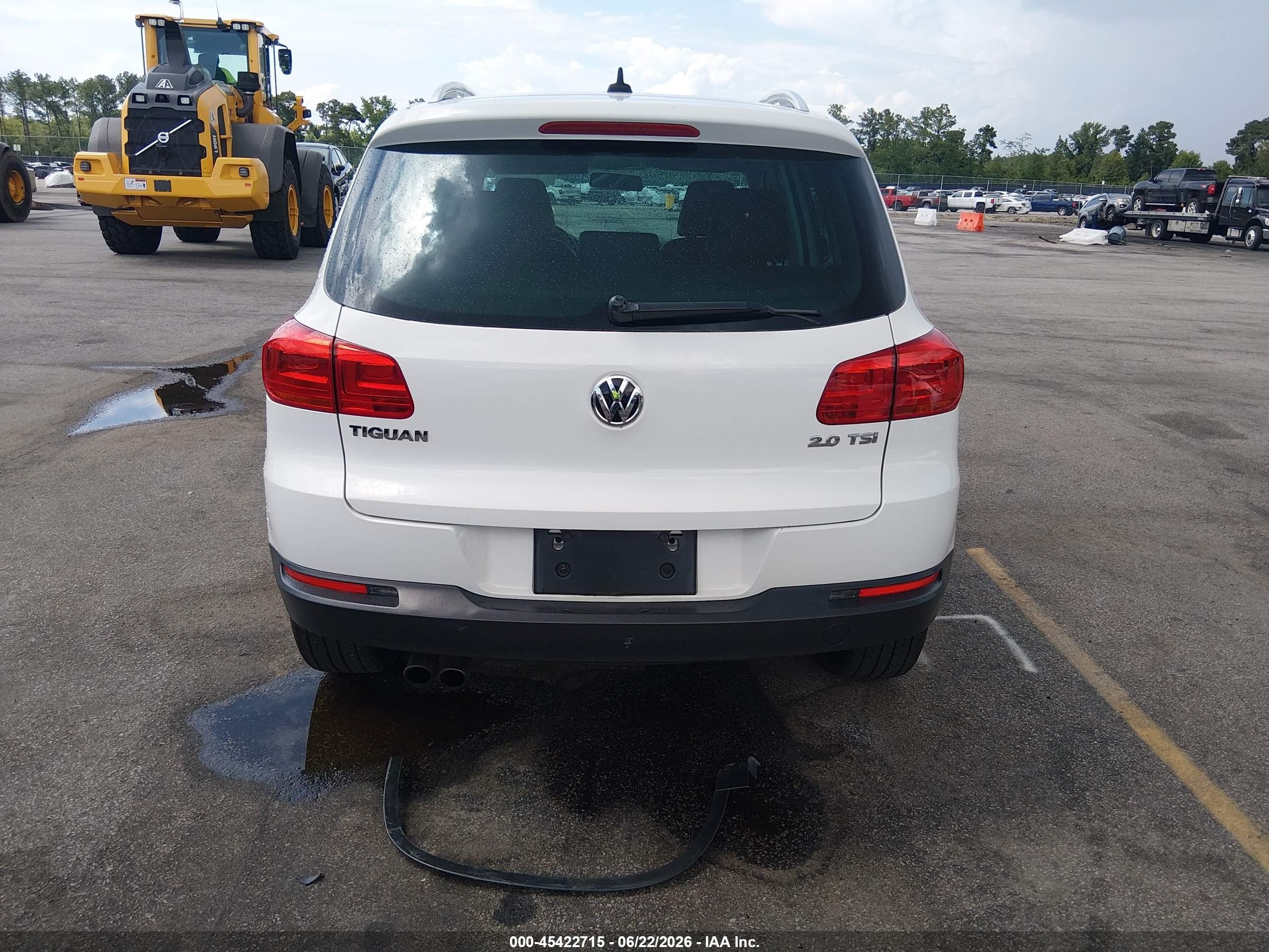2012 Volkswagen Tiguan Le/s/se/sel White vin: WVGAV7AX4CW531273