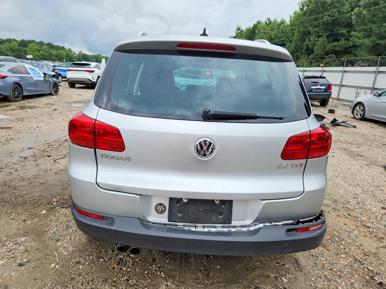 2012 Volkswagen Tiguan S Silver vin: WVGAV7AX4CW534514