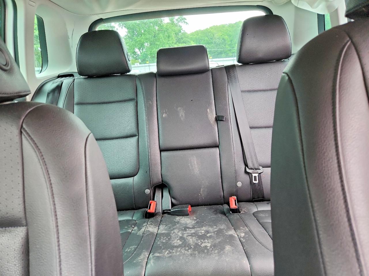 2012 Volkswagen Tiguan S Silver vin: WVGAV7AX4CW534514
