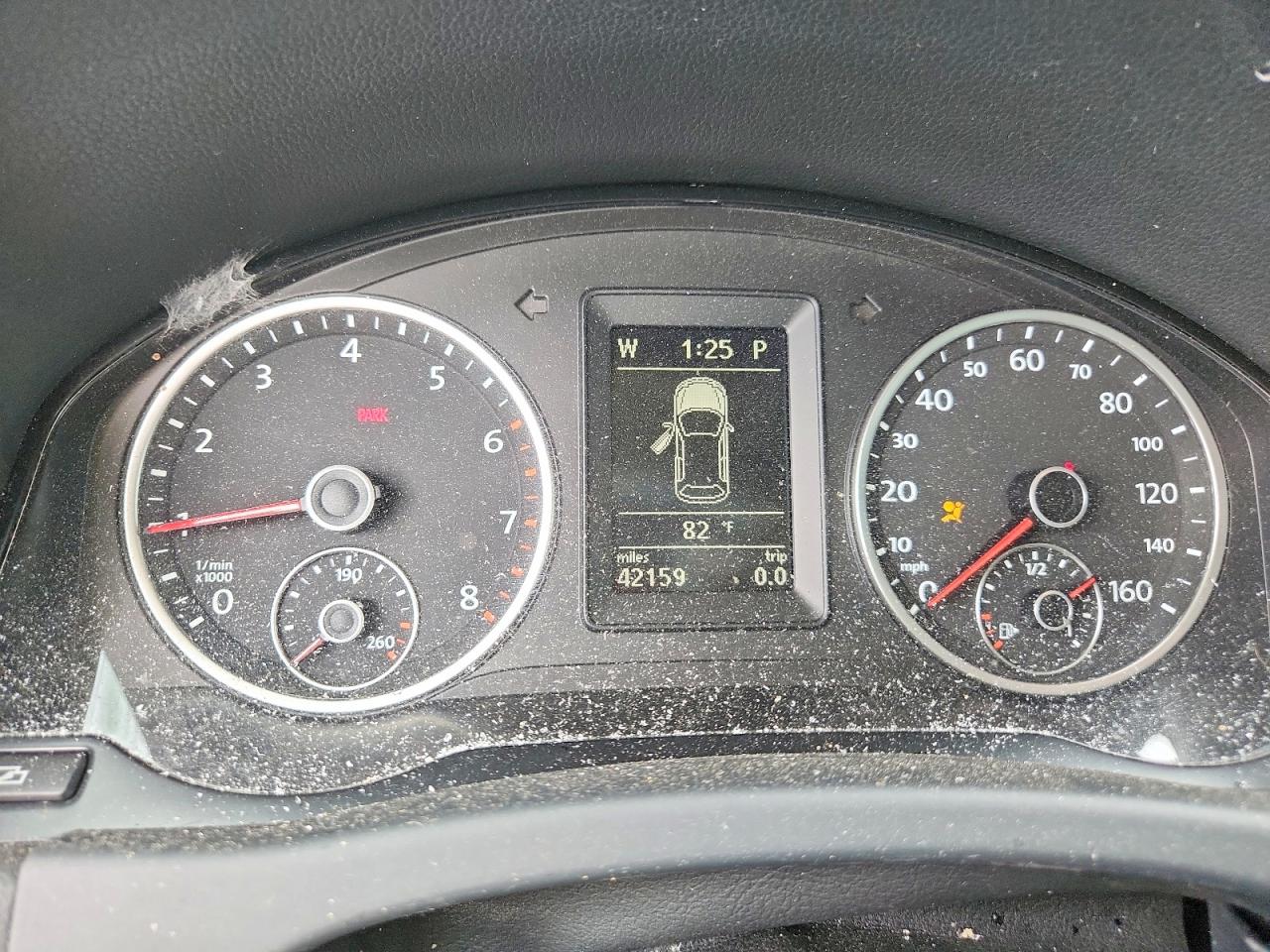 2012 Volkswagen Tiguan S Silver vin: WVGAV7AX4CW534514