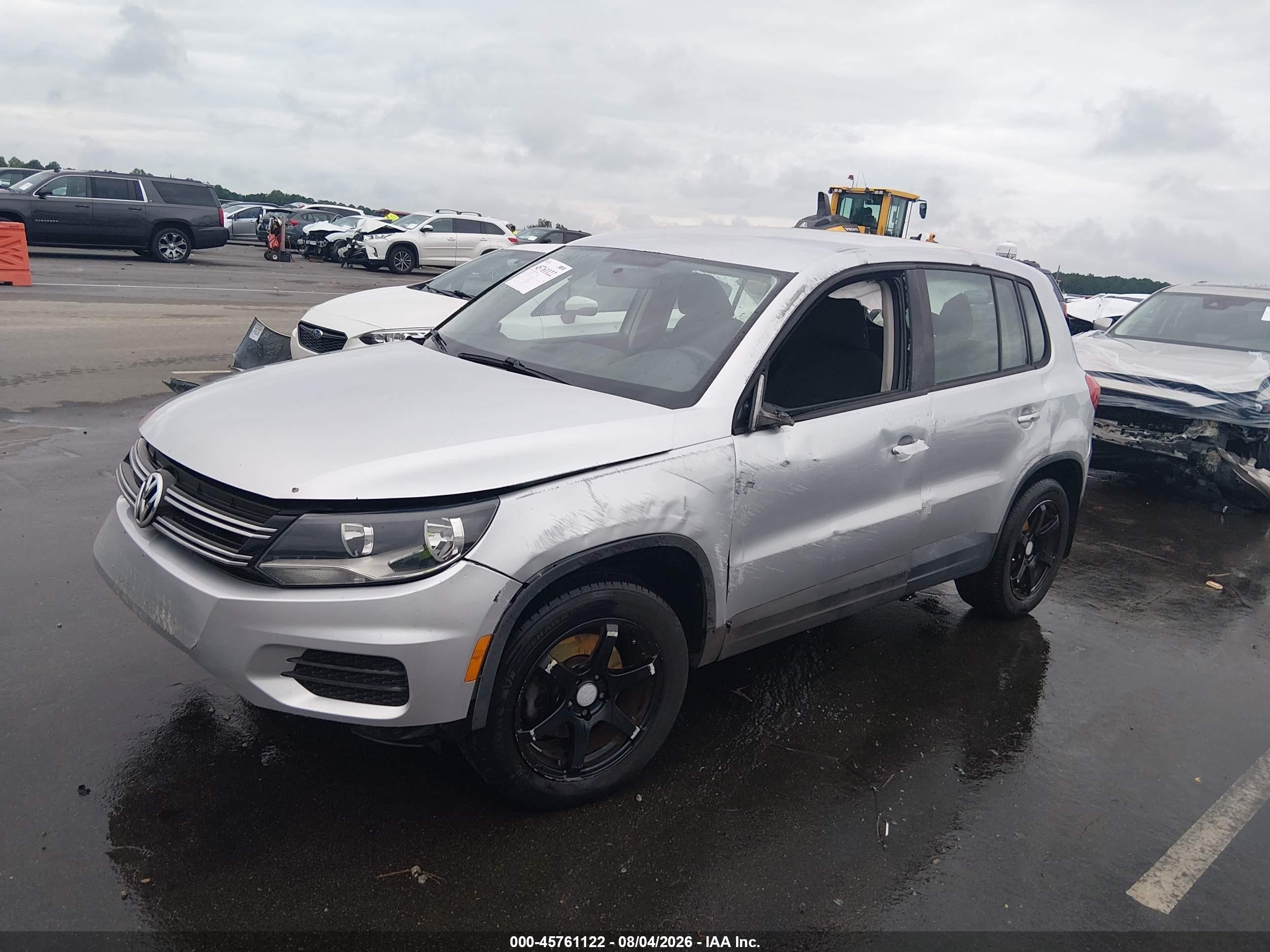 2012 Volkswagen Tiguan S Silver vin: WVGAV7AX4CW537610