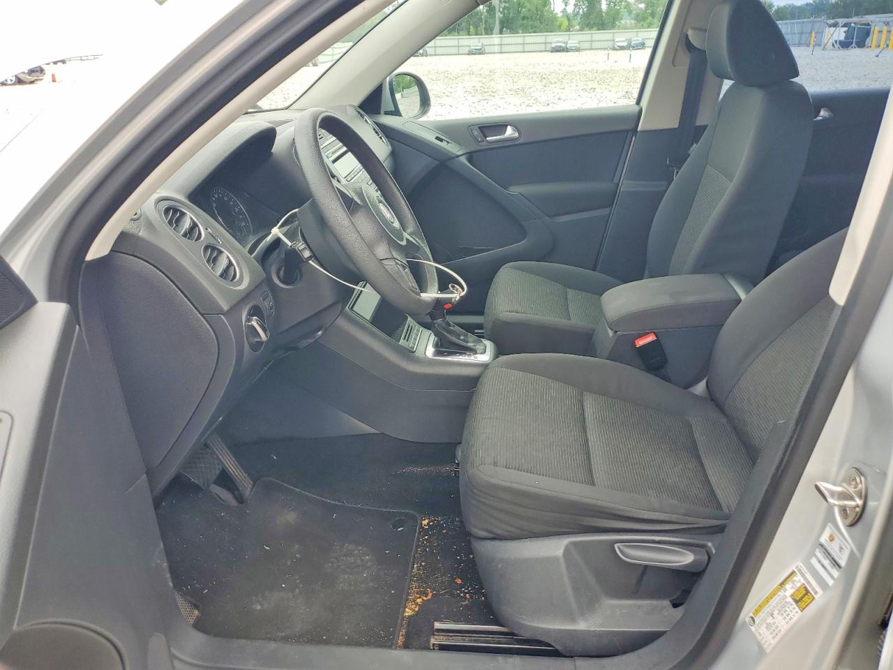 2012 Volkswagen Tiguan S Silver vin: WVGAV7AX4CW548008