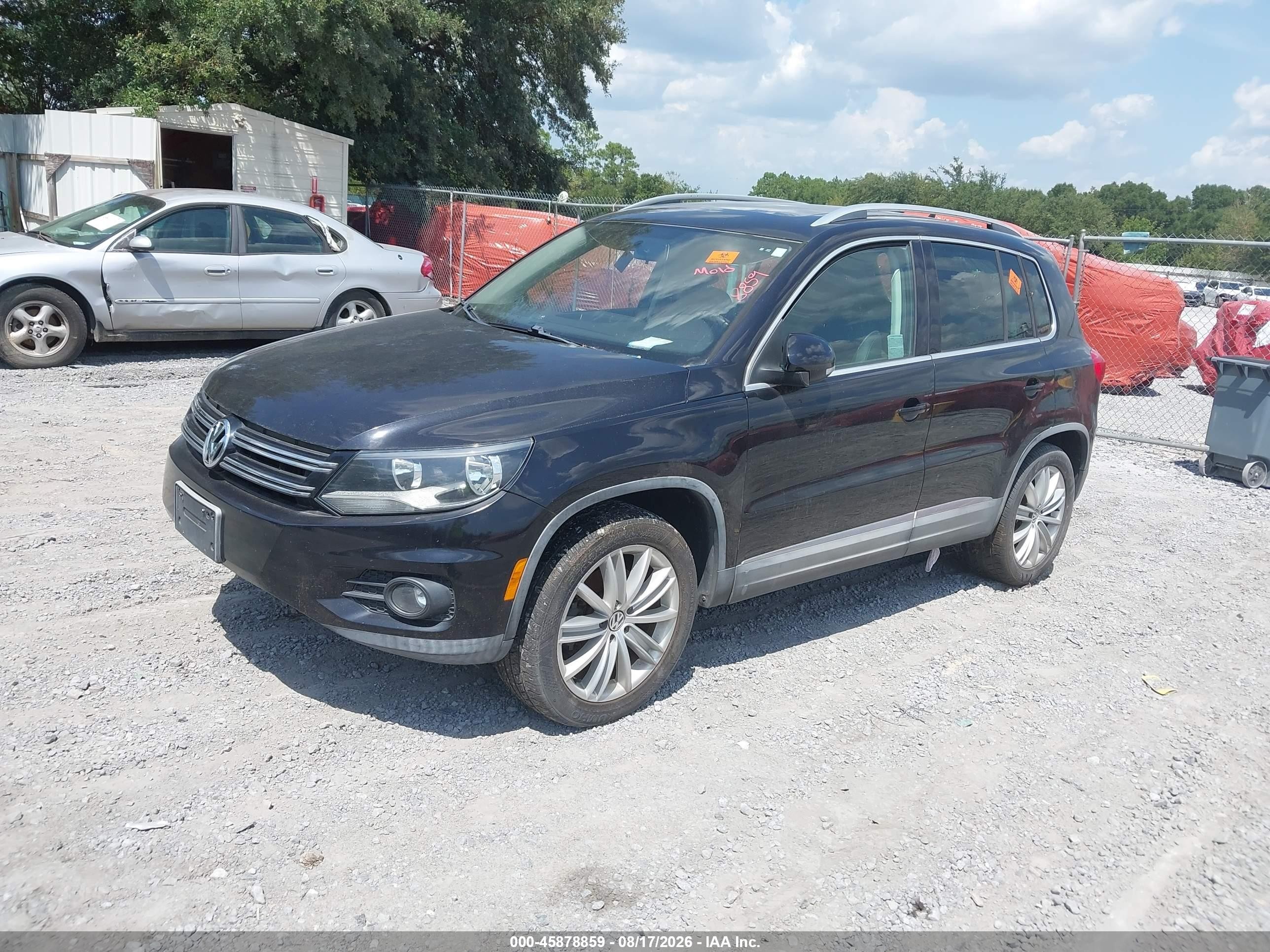 2012 Volkswagen Tiguan Se Black vin: WVGAV7AX4CW567867