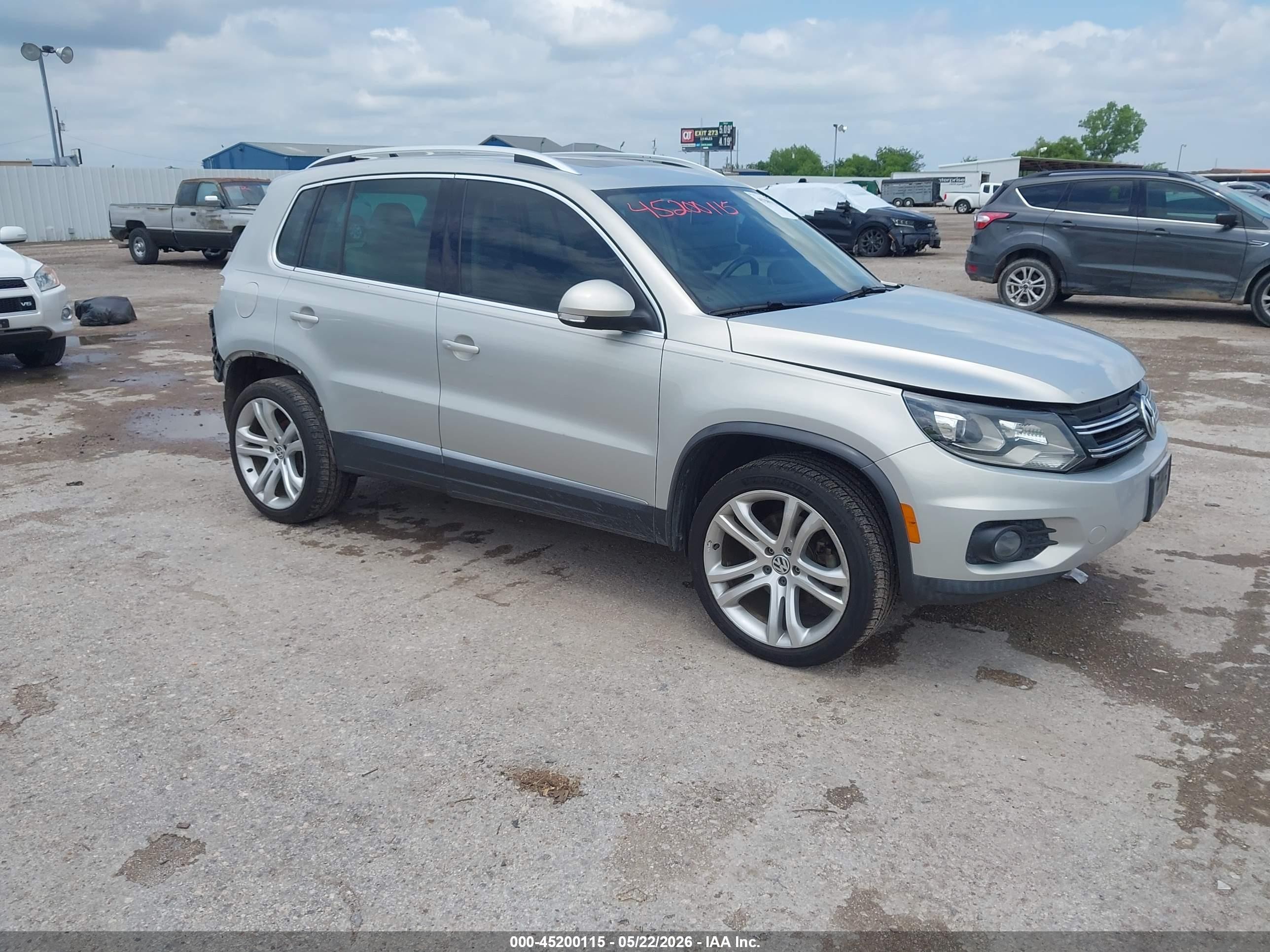 2013 Volkswagen Tiguan Sel Silver vin: WVGAV7AX4DW526916