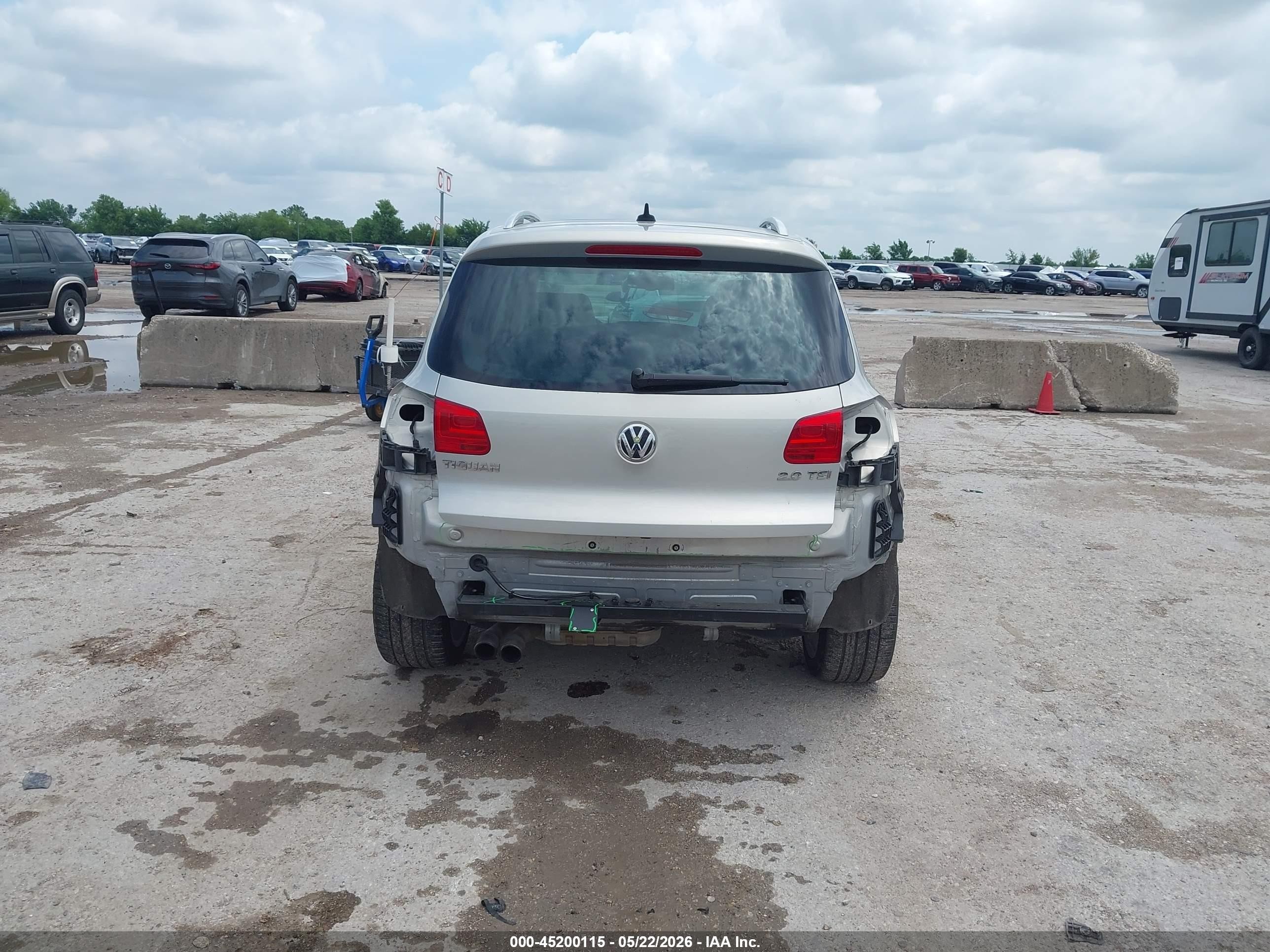 2013 Volkswagen Tiguan Sel Silver vin: WVGAV7AX4DW526916