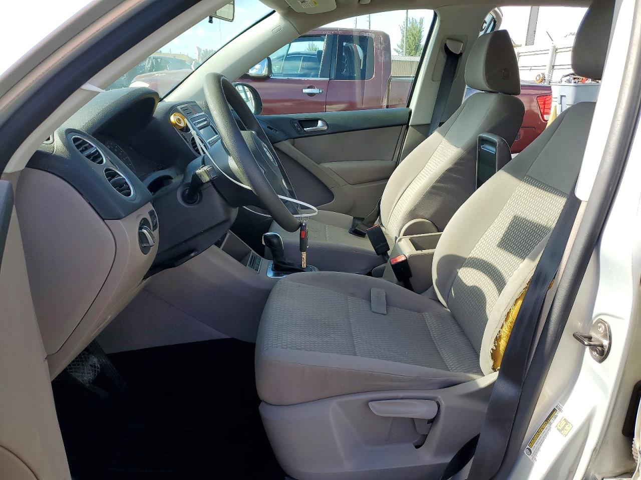 2011 Volkswagen Tiguan S Gray vin: WVGAV7AX5BW527196