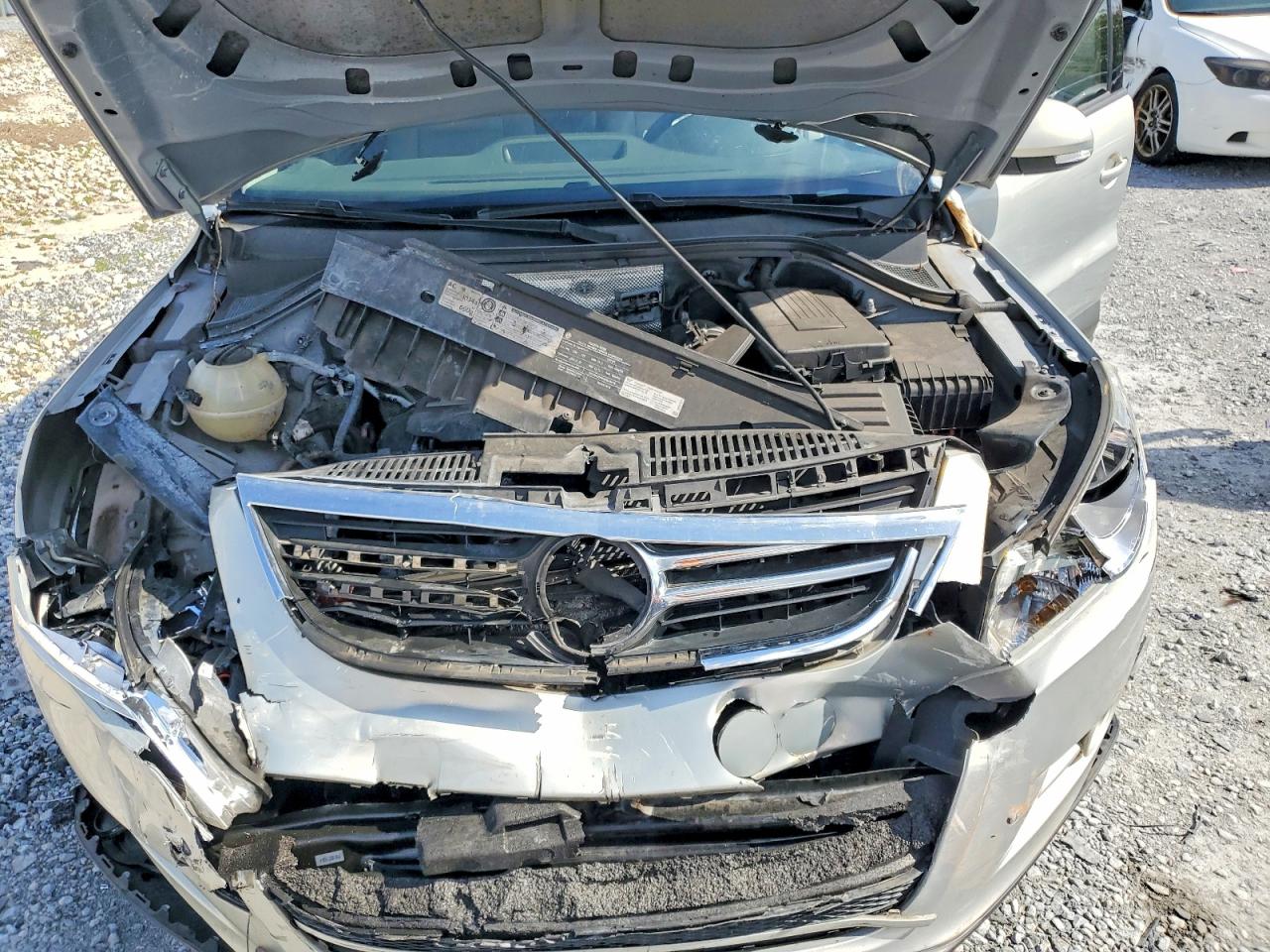 2011 Volkswagen Tiguan S Серебряный vin: WVGAV7AX5BW548727