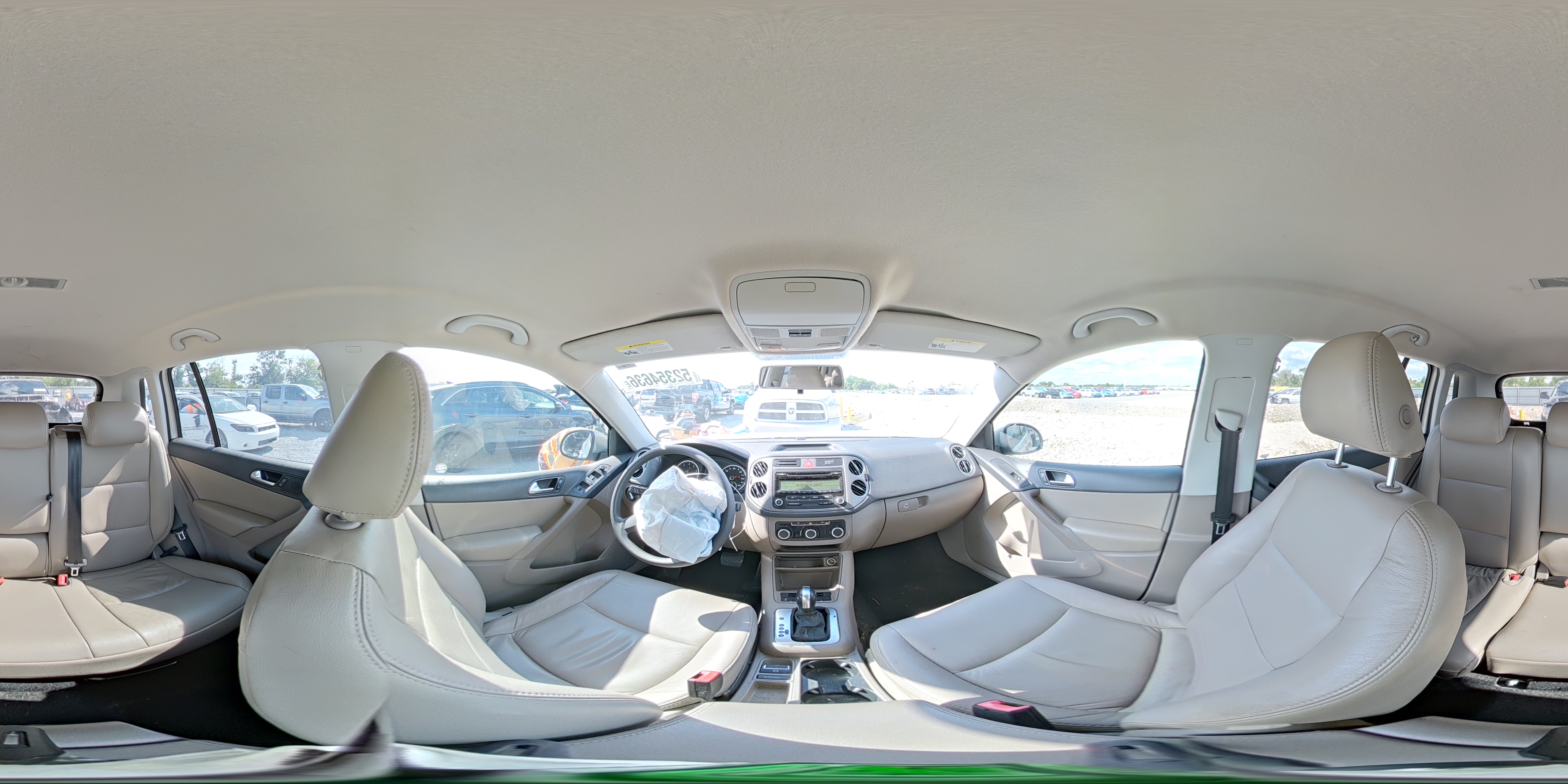 2011 Volkswagen Tiguan S Серебряный vin: WVGAV7AX5BW548727