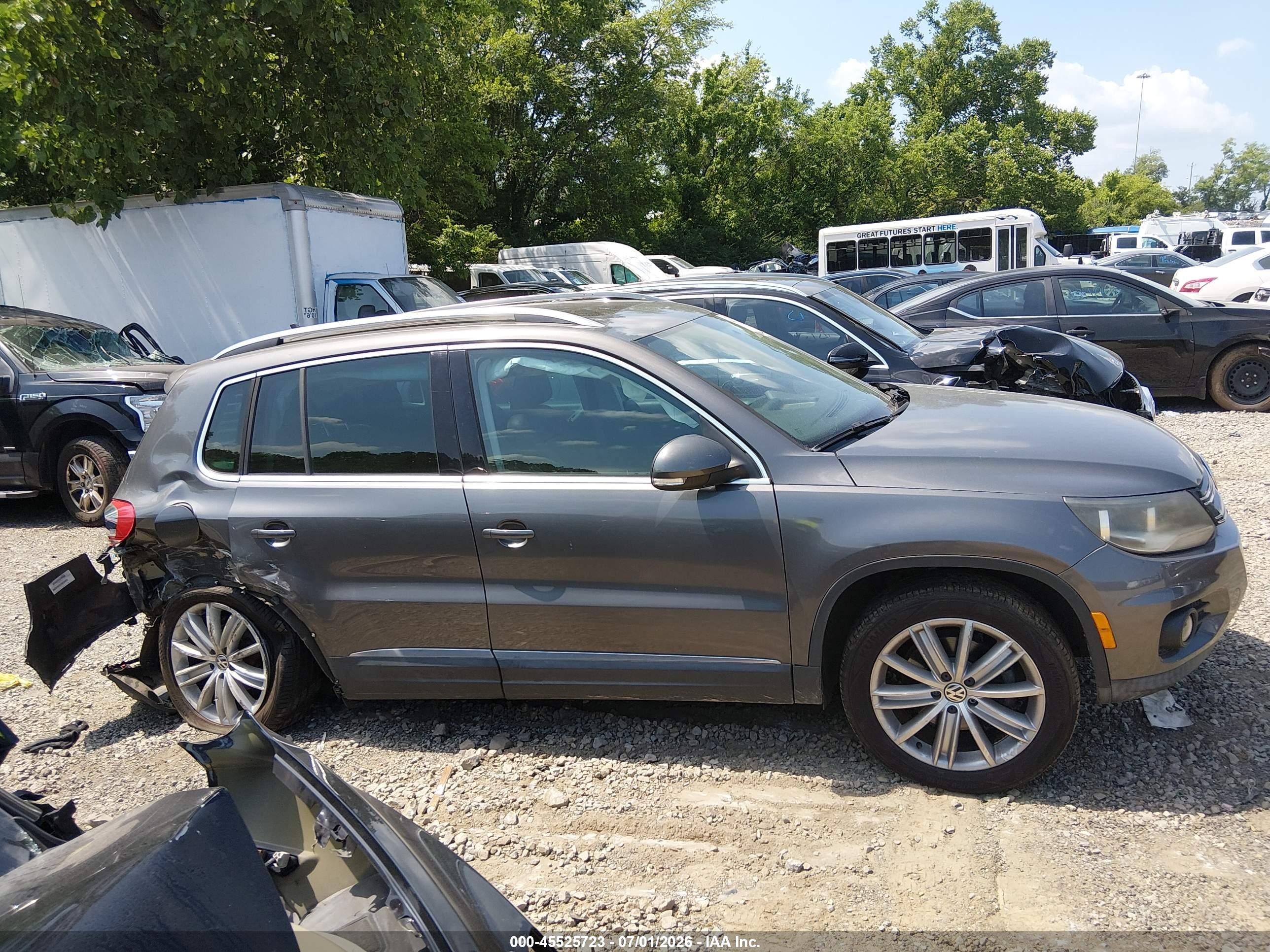 2012 Volkswagen Tiguan Se Gray vin: WVGAV7AX5CW004519