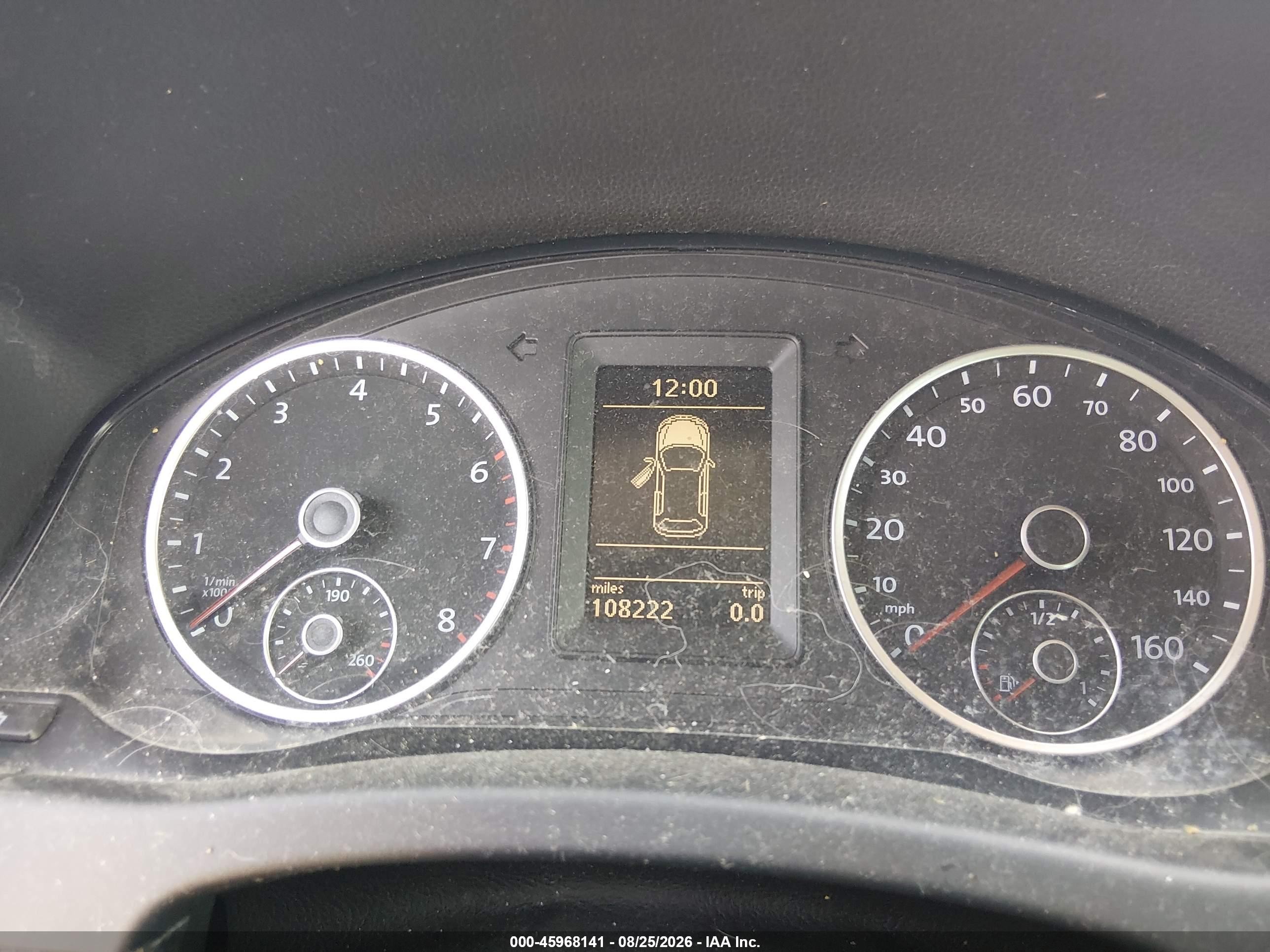 2012 Volkswagen Tiguan Le Gray vin: WVGAV7AX5CW004939