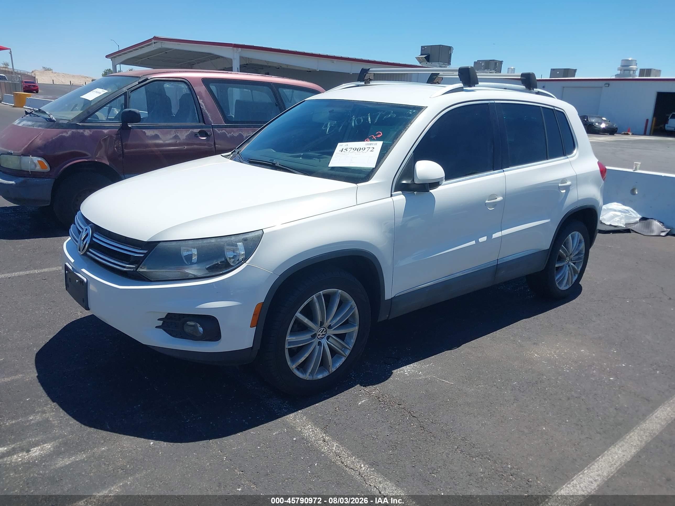 2012 Volkswagen Tiguan Se Белый vin: WVGAV7AX5CW518371