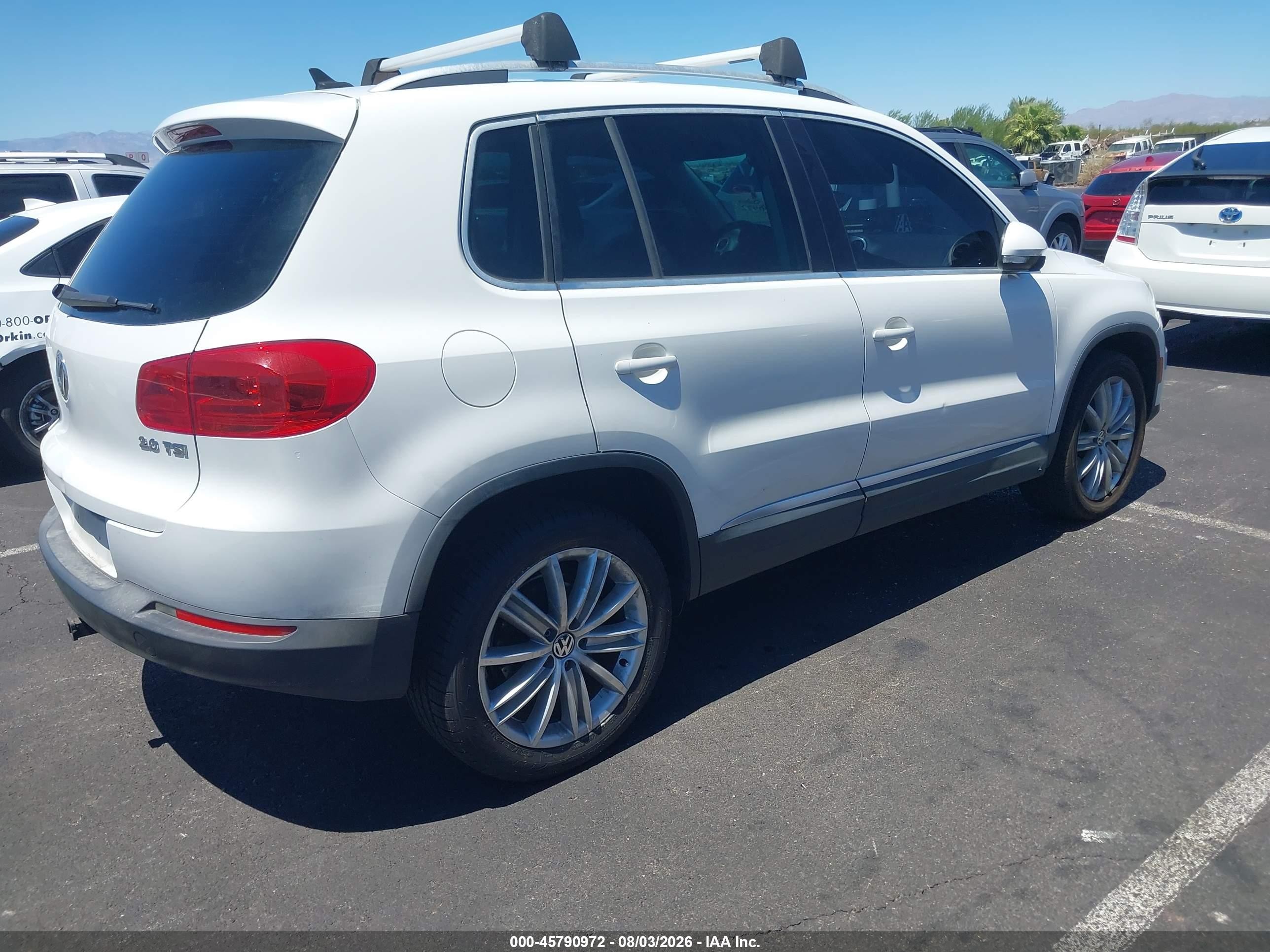 2012 Volkswagen Tiguan Se Белый vin: WVGAV7AX5CW518371