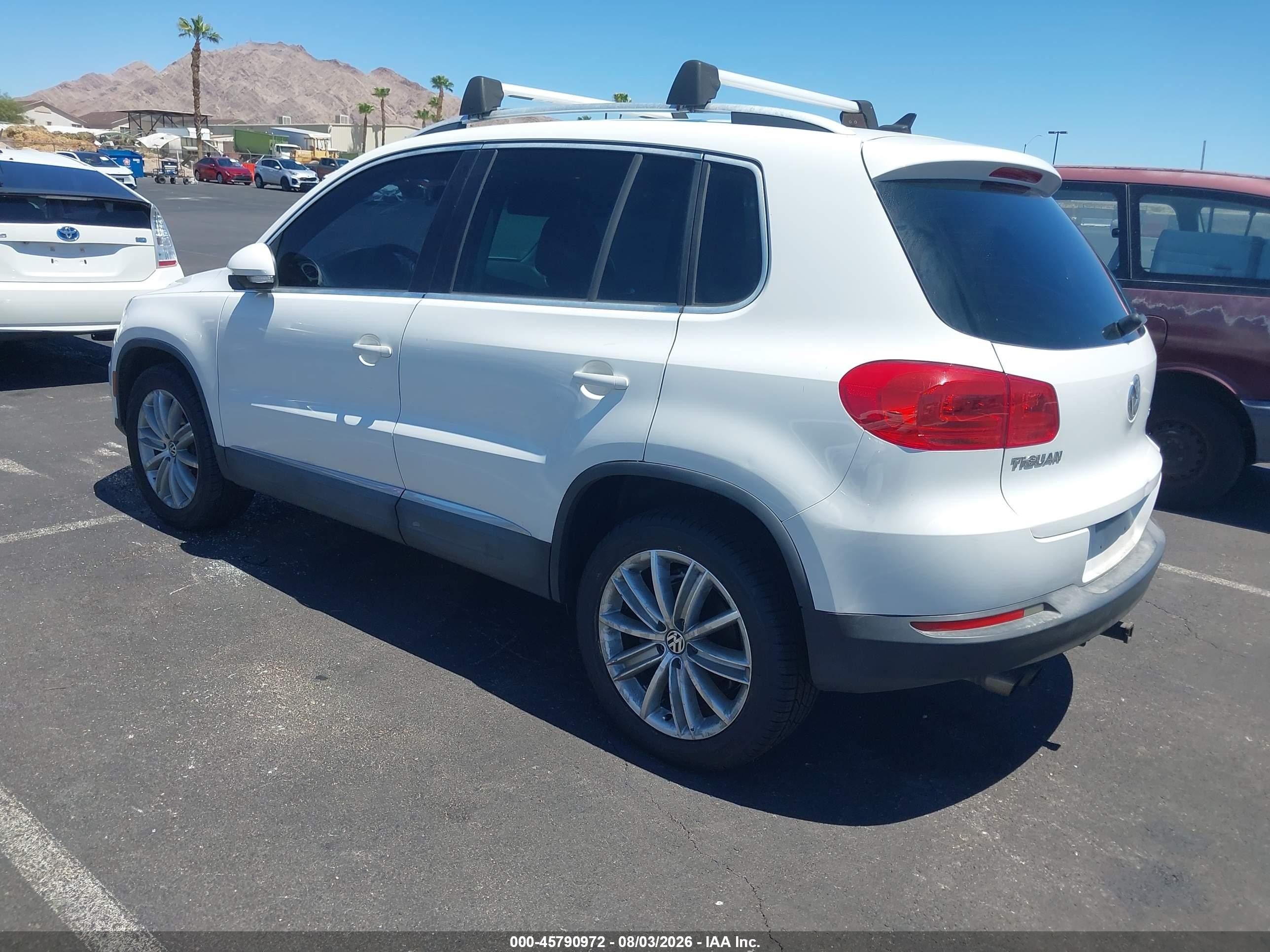 2012 Volkswagen Tiguan Se Белый vin: WVGAV7AX5CW518371