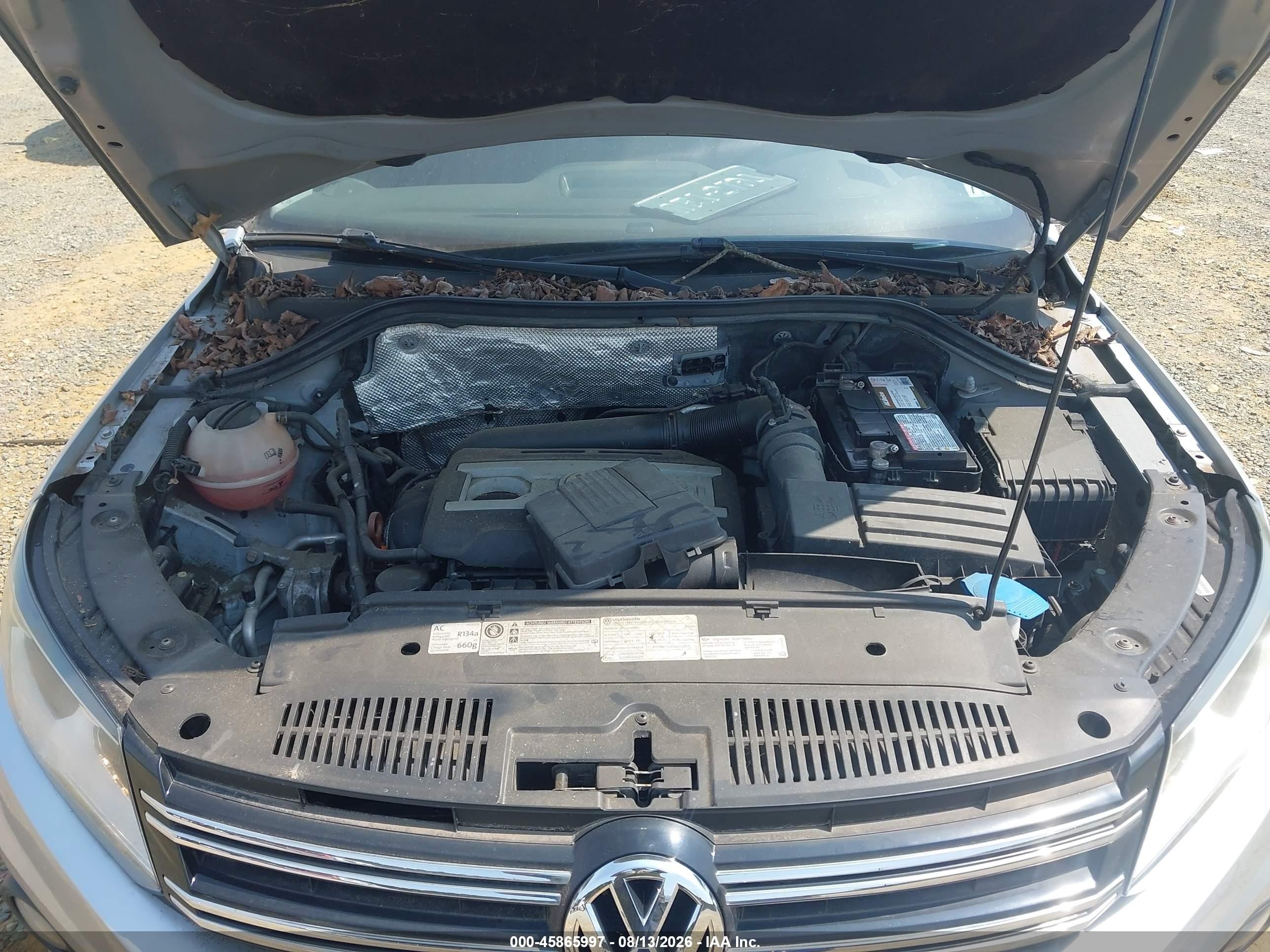 2012 Volkswagen Tiguan Se Silver vin: WVGAV7AX5CW526471