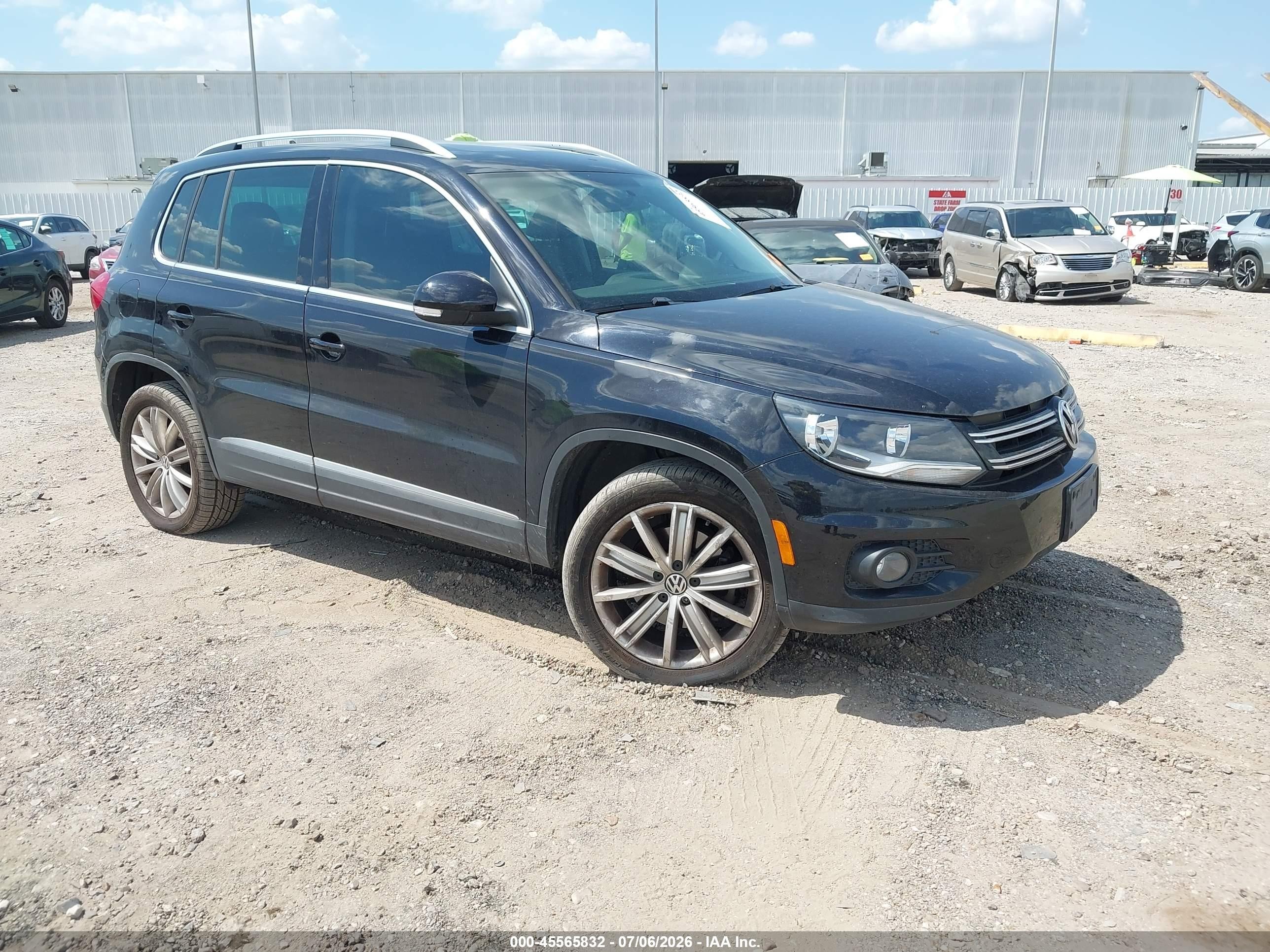 2013 Volkswagen Tiguan Se Black vin: WVGAV7AX5DW523345