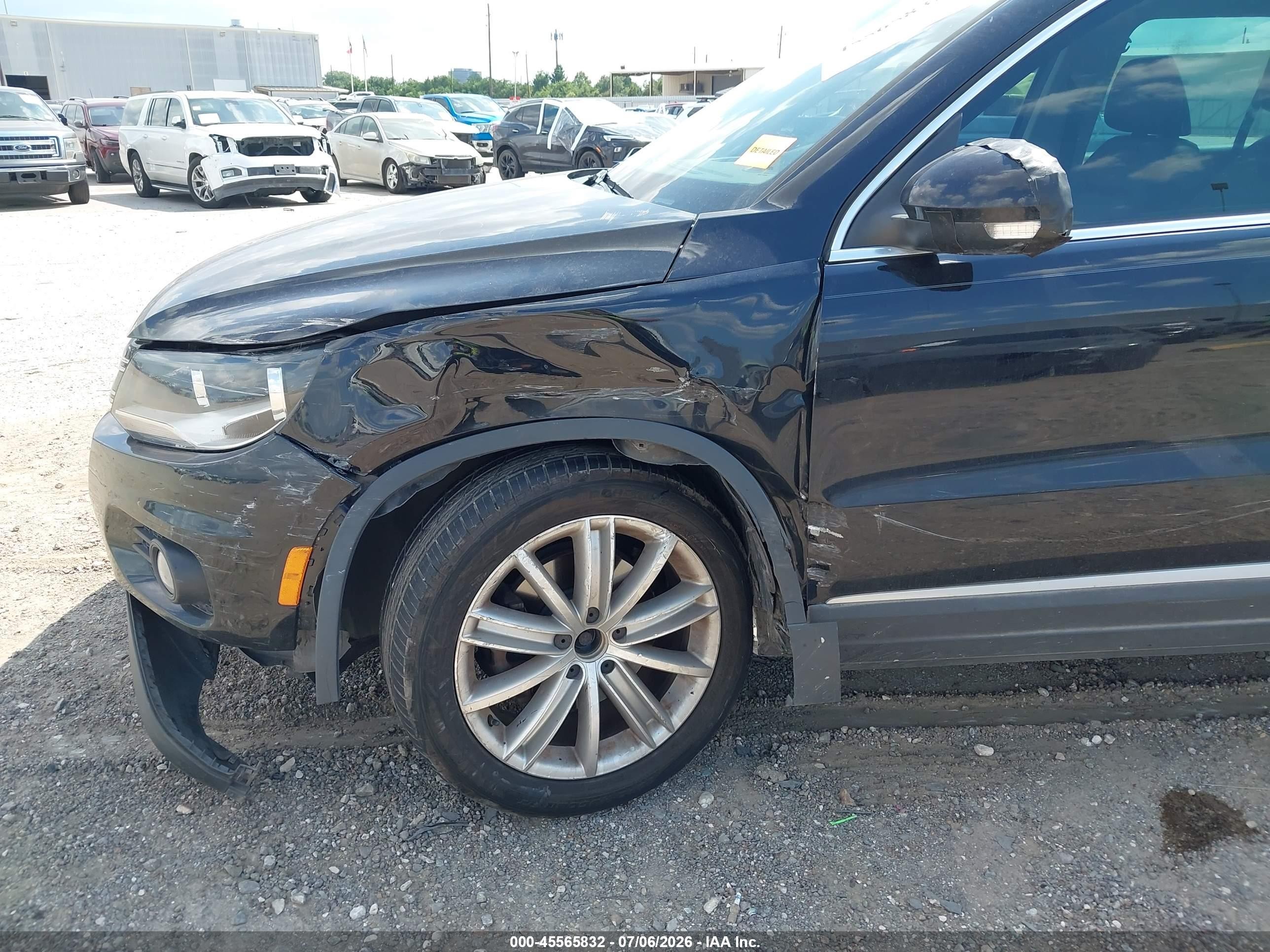 2013 Volkswagen Tiguan Se Black vin: WVGAV7AX5DW523345