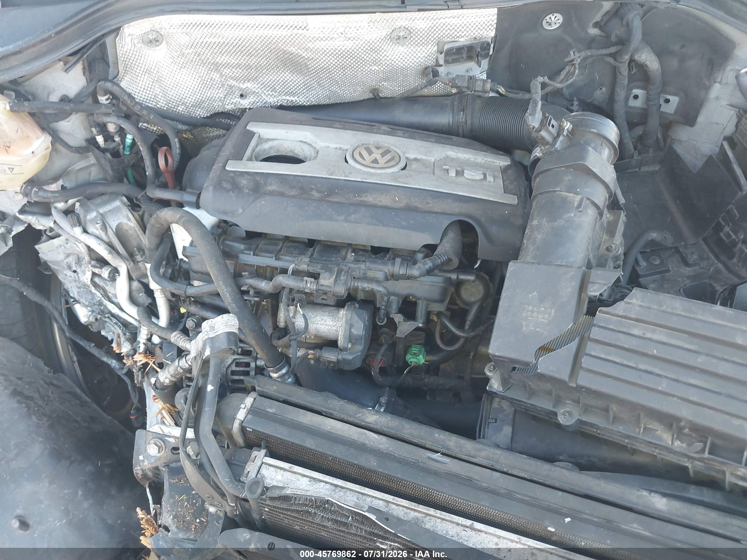 2013 Volkswagen Tiguan S Серебряный vin: WVGAV7AX5DW540517