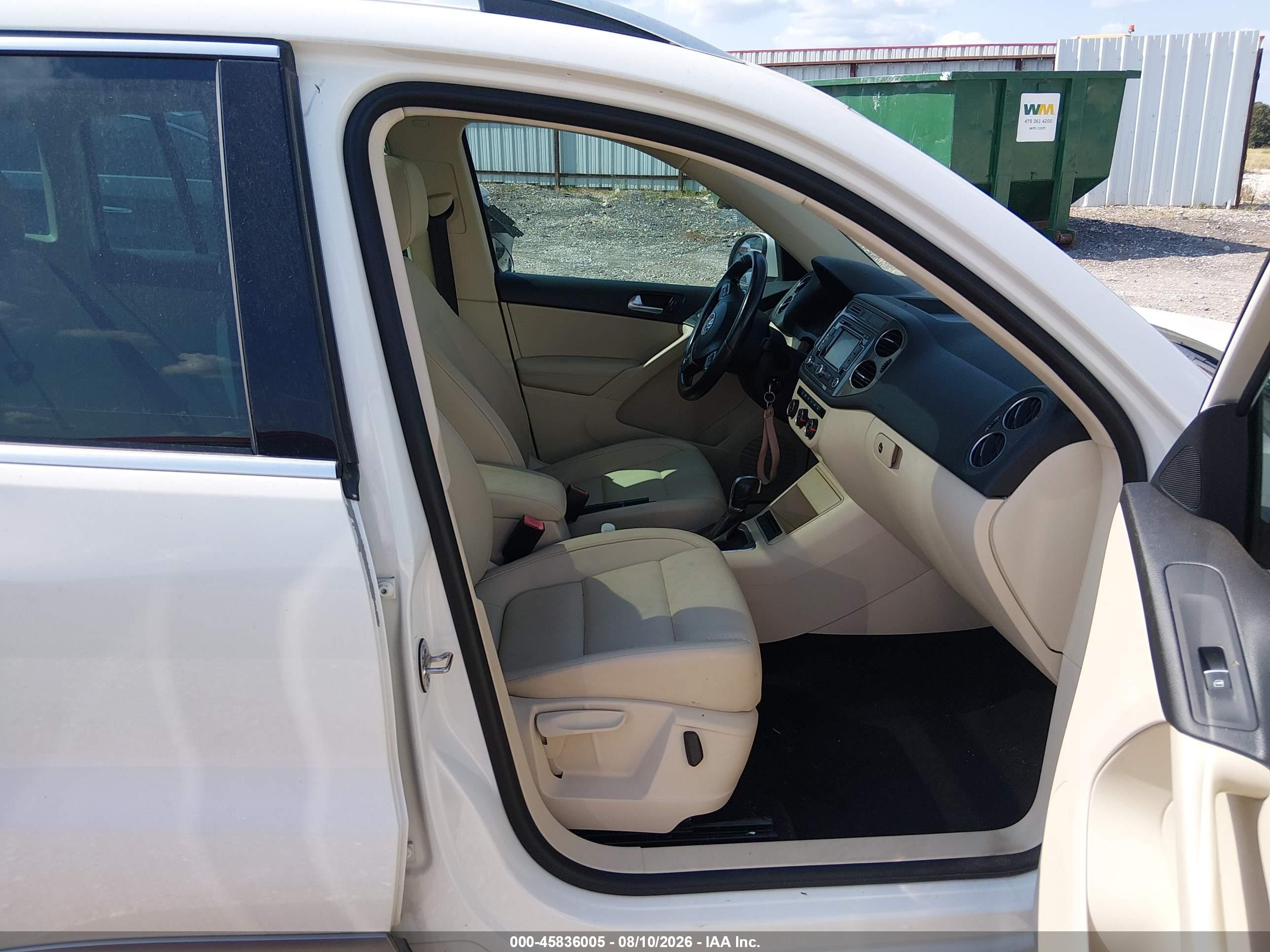 2013 Volkswagen Tiguan Se White vin: WVGAV7AX5DW543952