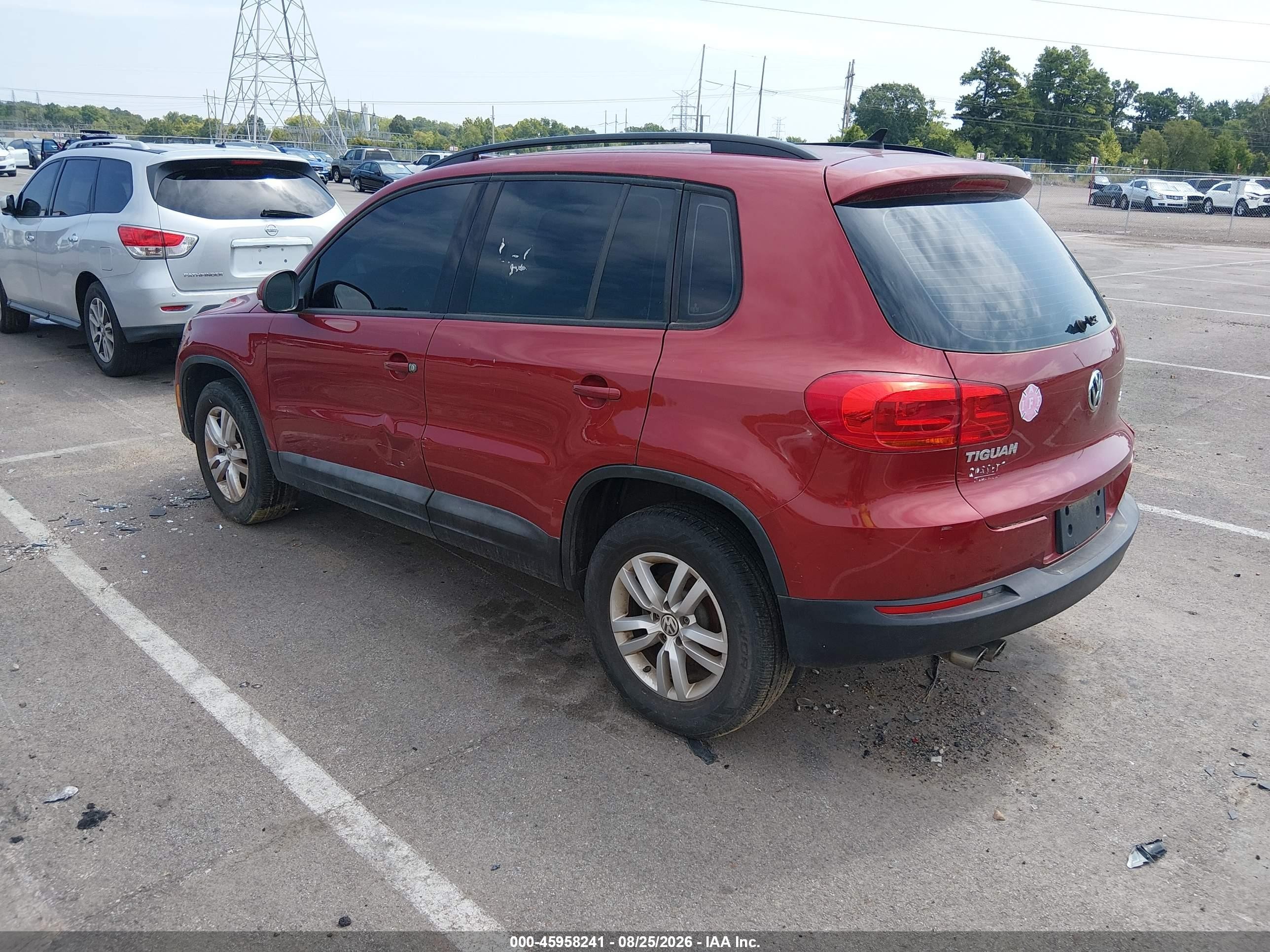 2015 Volkswagen Tiguan S Red vin: WVGAV7AX5FW103457
