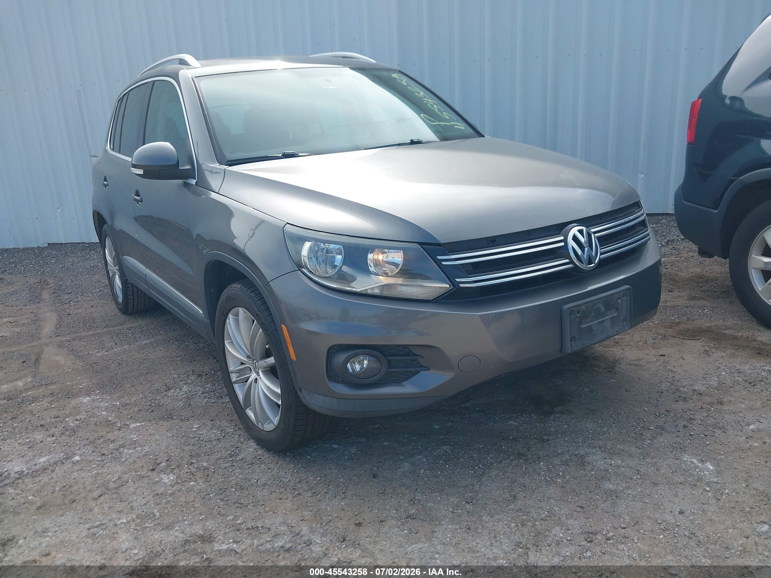 2015 Volkswagen Tiguan Se Gray vin: WVGAV7AX5FW569275