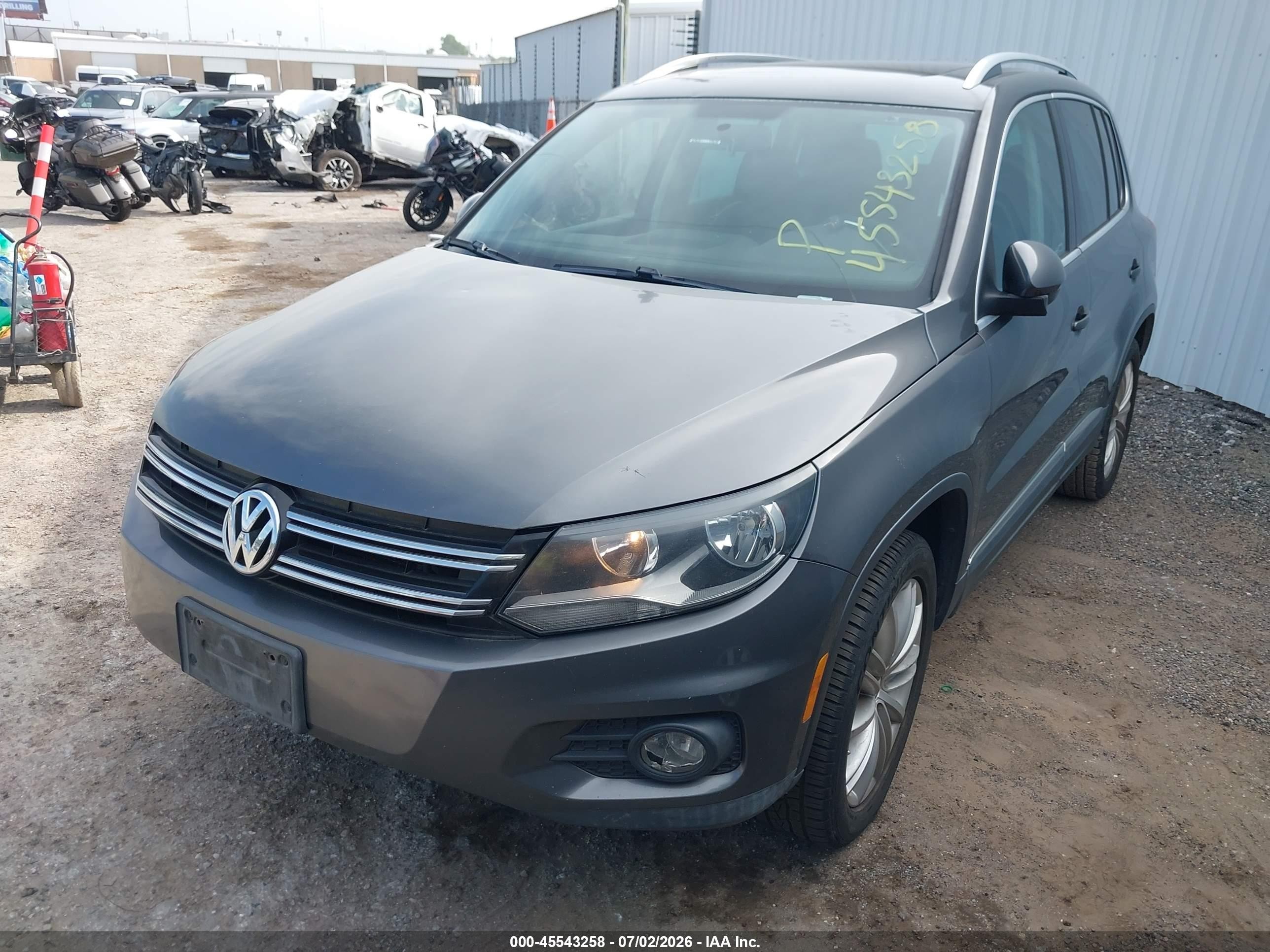 2015 Volkswagen Tiguan Se Gray vin: WVGAV7AX5FW569275