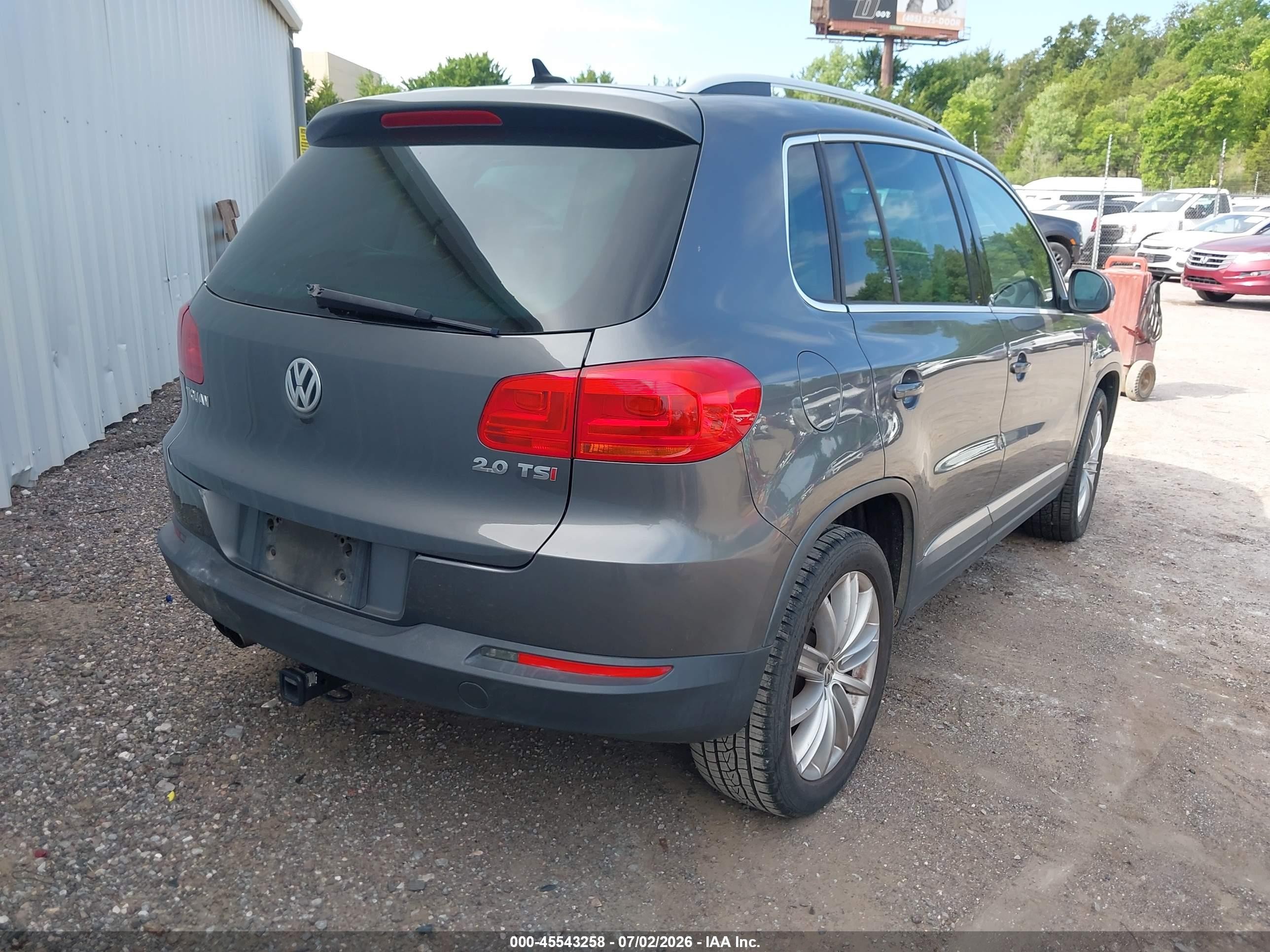 2015 Volkswagen Tiguan Se Gray vin: WVGAV7AX5FW569275