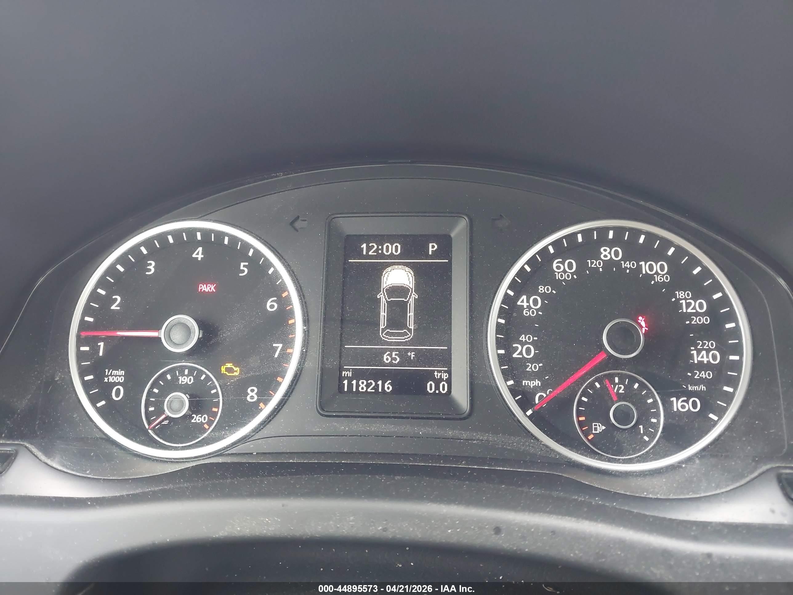 2016 Volkswagen Tiguan S Silver vin: WVGAV7AX5GW606715