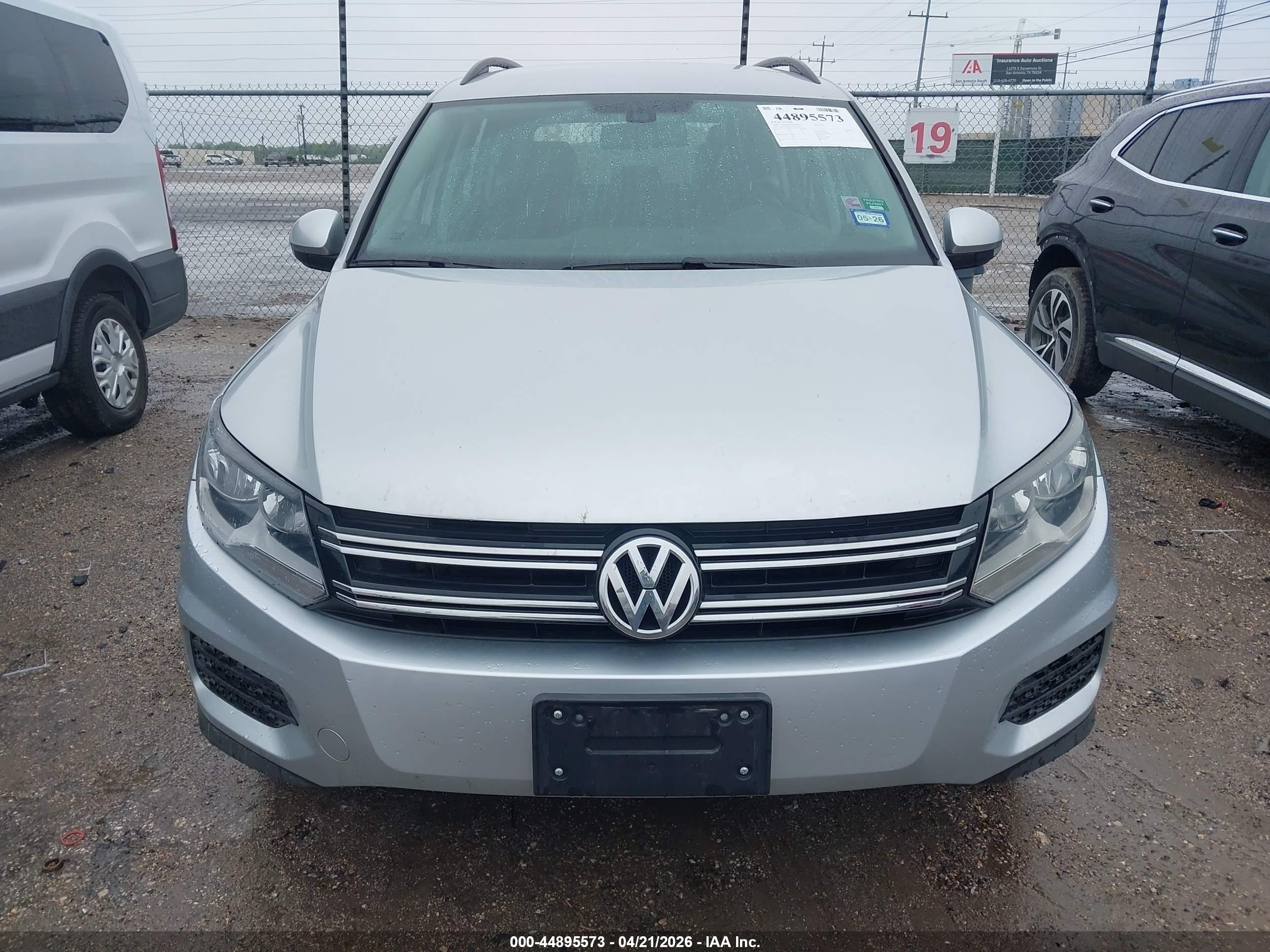 2016 Volkswagen Tiguan S Silver vin: WVGAV7AX5GW606715