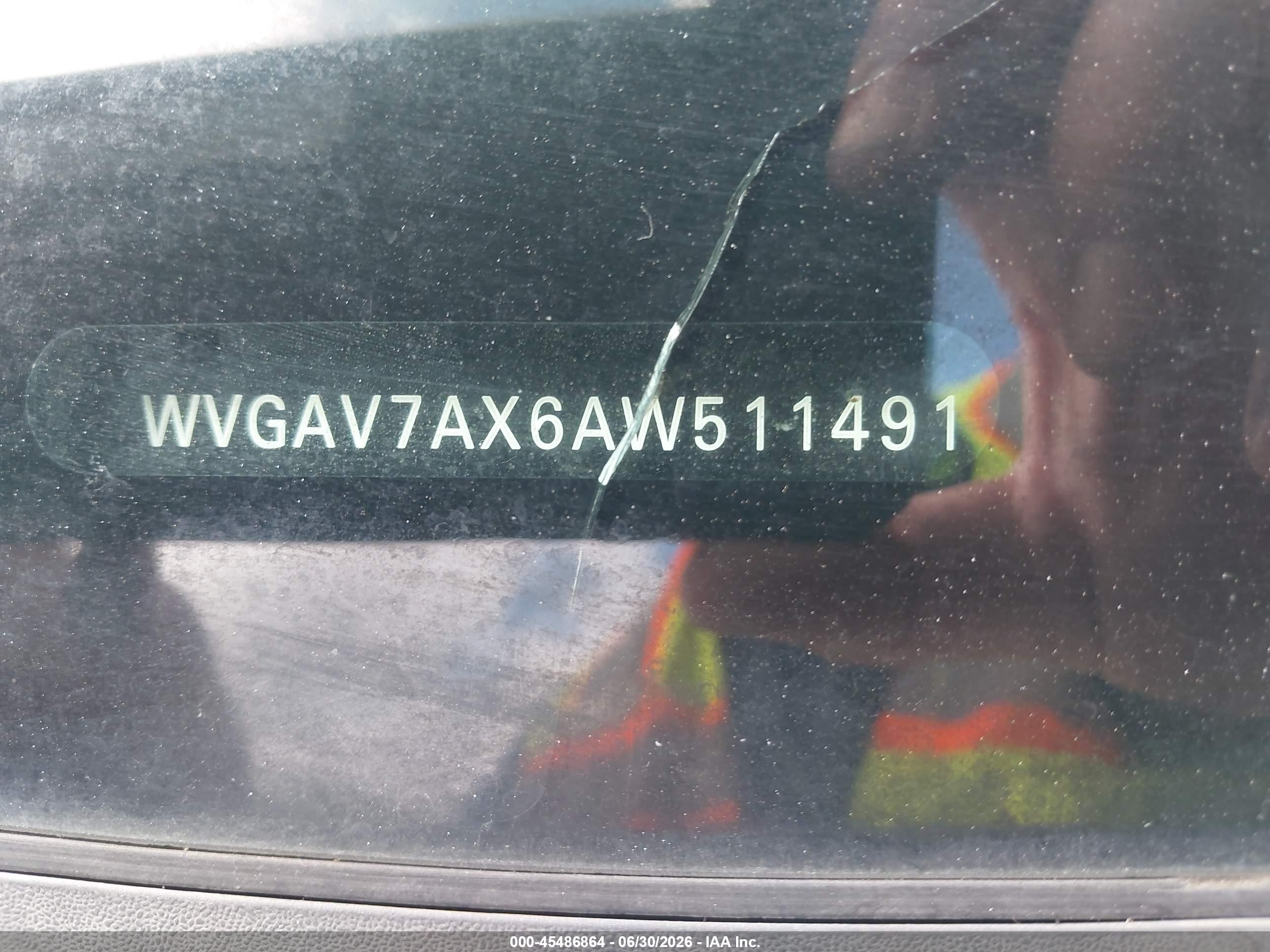 2010 Volkswagen Tiguan Se Серебряный vin: WVGAV7AX6AW511491
