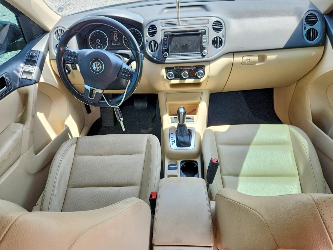 2012 Volkswagen Tiguan S Black vin: WVGAV7AX6CW516502