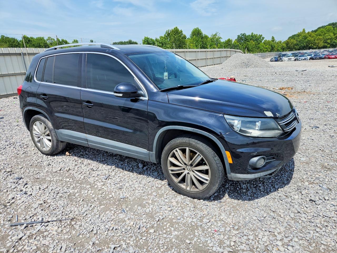 2012 Volkswagen Tiguan S Black vin: WVGAV7AX6CW516502