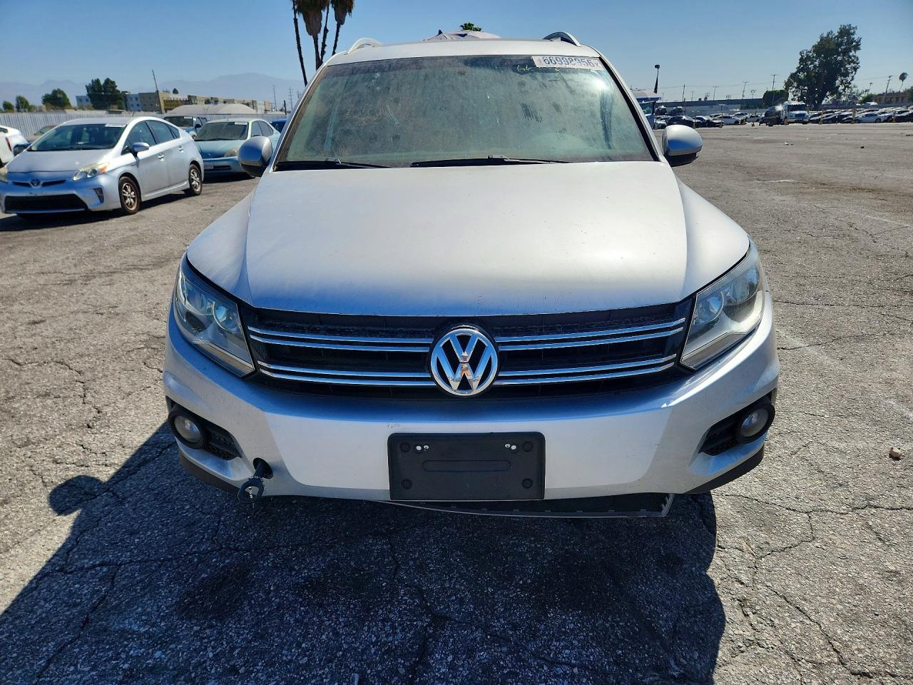 2012 Volkswagen Tiguan S Серебряный vin: WVGAV7AX6CW528178
