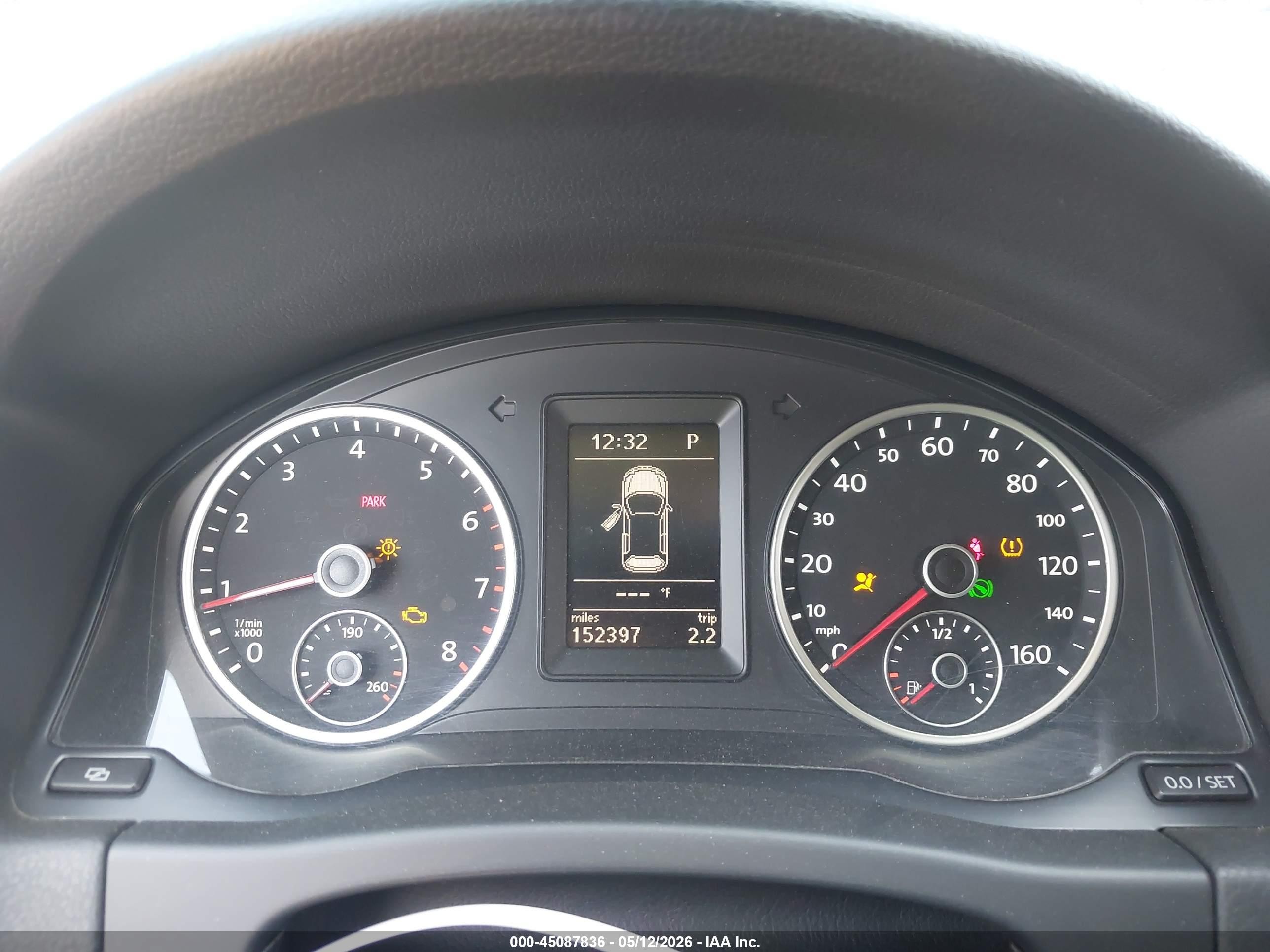 2012 Volkswagen Tiguan S White vin: WVGAV7AX6CW588218