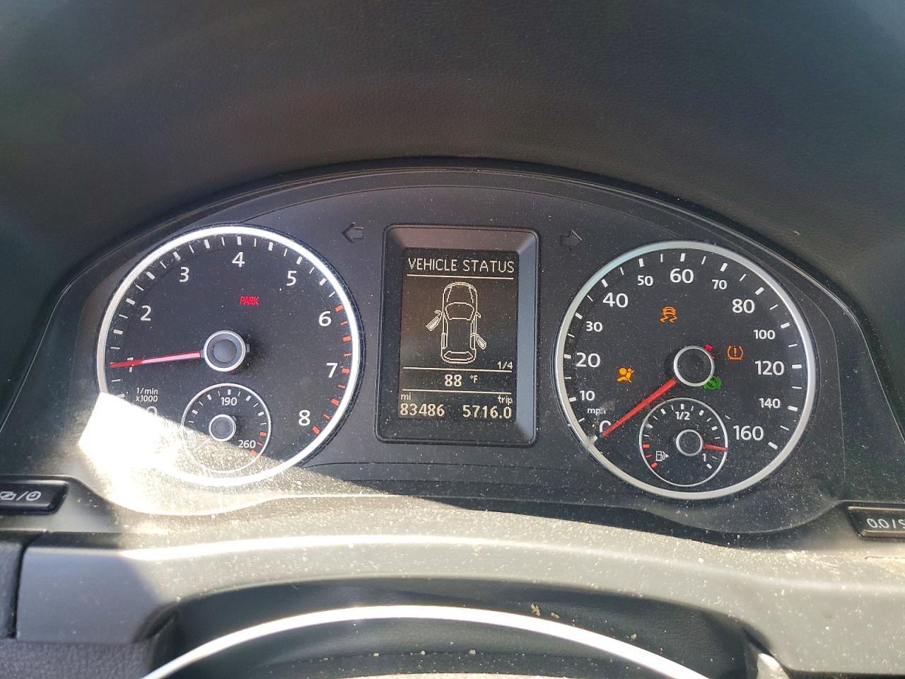 2013 Volkswagen Tiguan S Silver vin: WVGAV7AX6DW502438