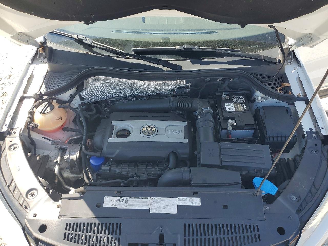 2013 Volkswagen Tiguan S Белый vin: WVGAV7AX6DW528926