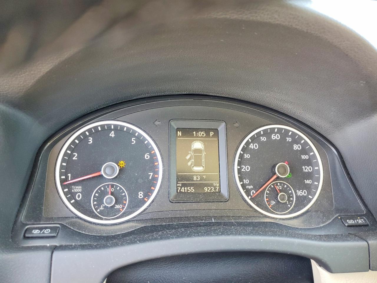 2013 Volkswagen Tiguan S Белый vin: WVGAV7AX6DW528926
