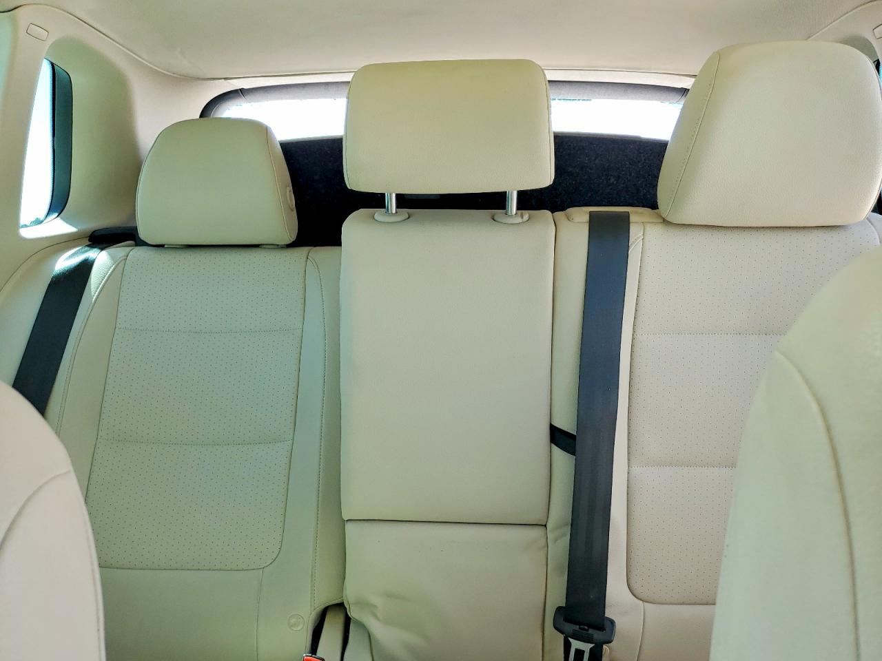 2013 Volkswagen Tiguan S Белый vin: WVGAV7AX6DW528926