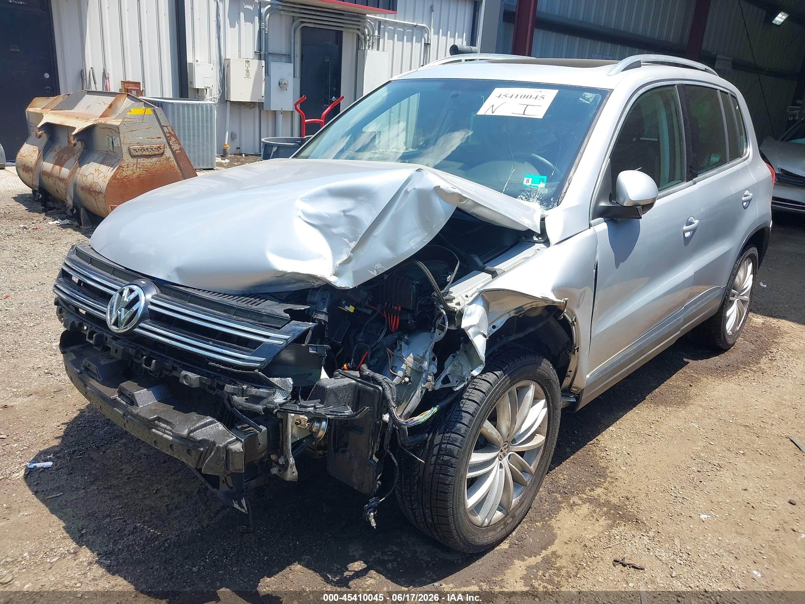 2013 Volkswagen Tiguan Se Gray vin: WVGAV7AX6DW535052