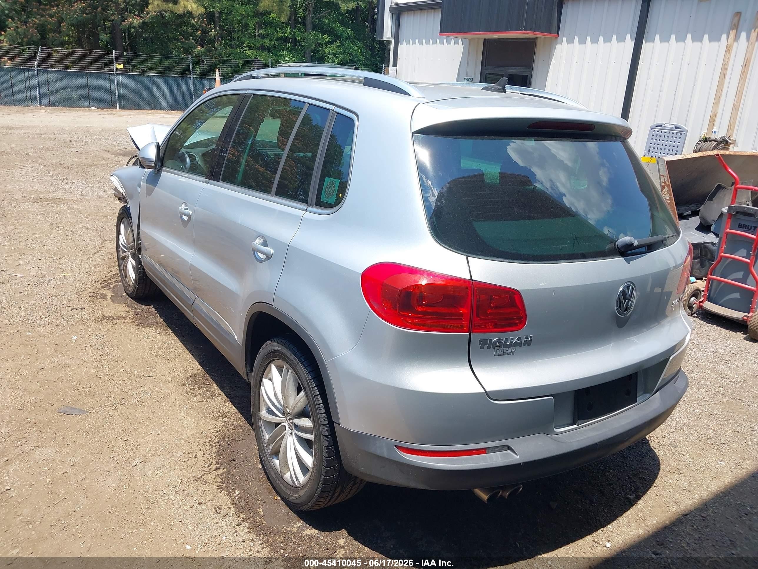 2013 Volkswagen Tiguan Se Gray vin: WVGAV7AX6DW535052