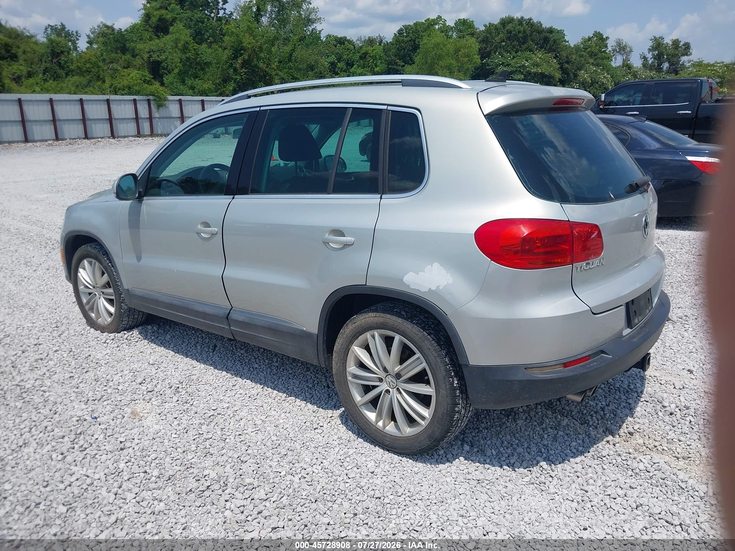 2013 Volkswagen Tiguan Se Silver vin: WVGAV7AX6DW547203