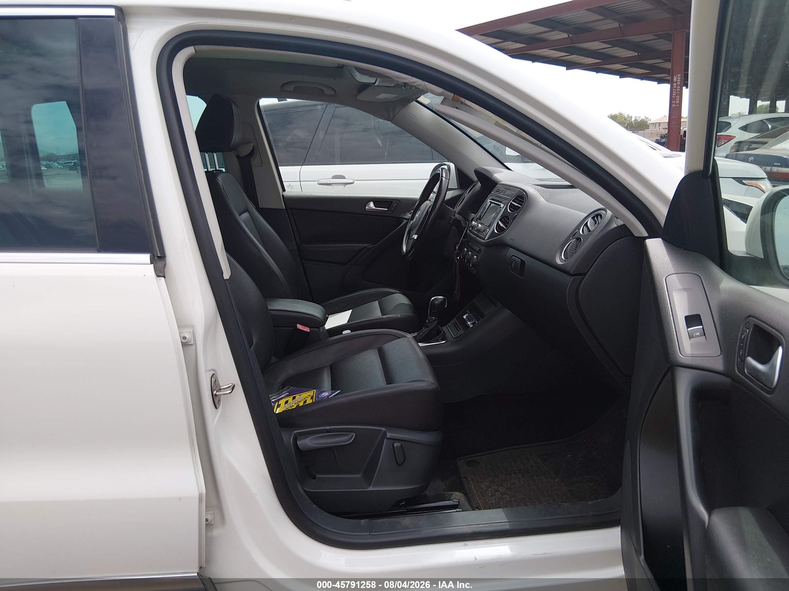 2013 Volkswagen Tiguan Se White vin: WVGAV7AX6DW551011