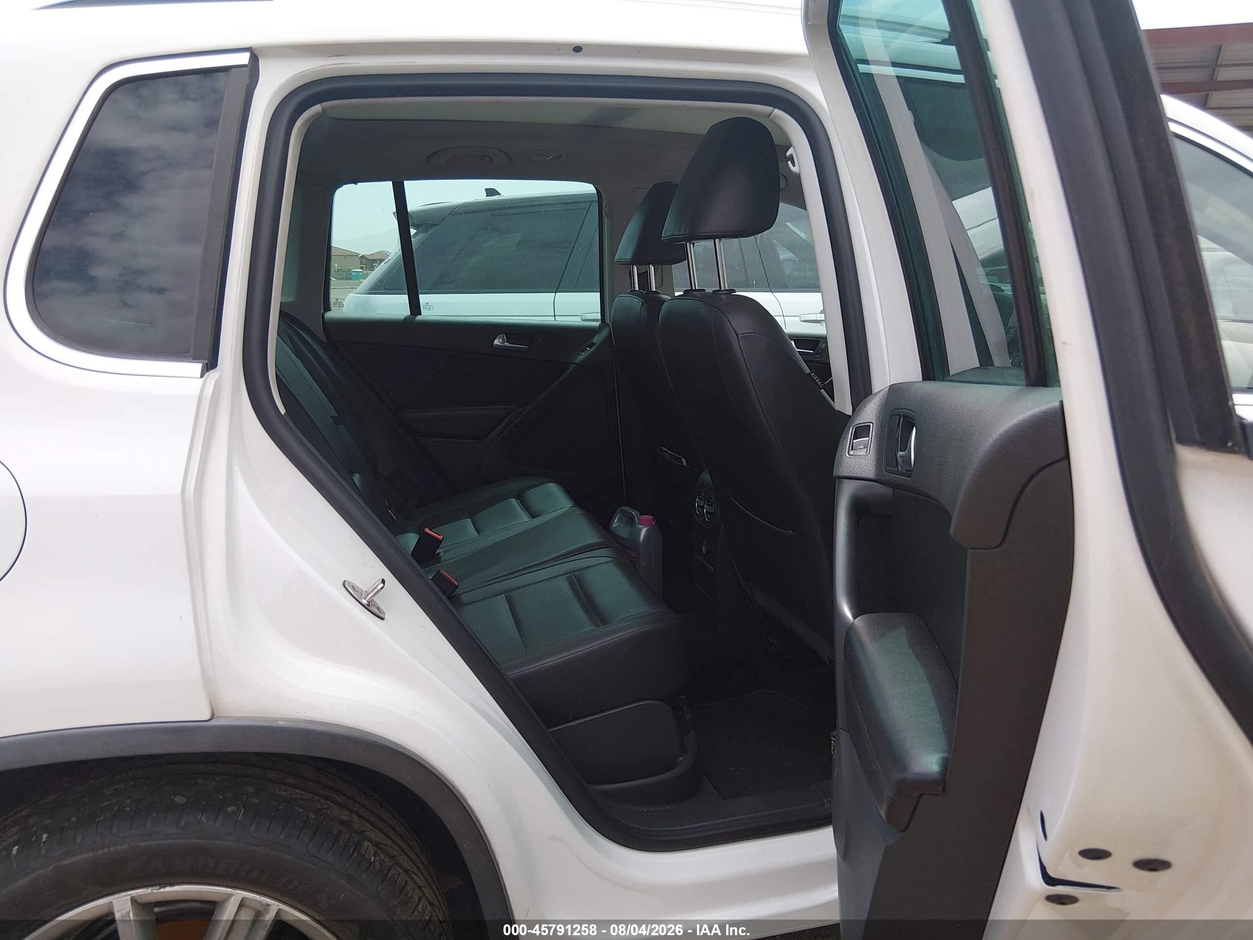 2013 Volkswagen Tiguan Se White vin: WVGAV7AX6DW551011